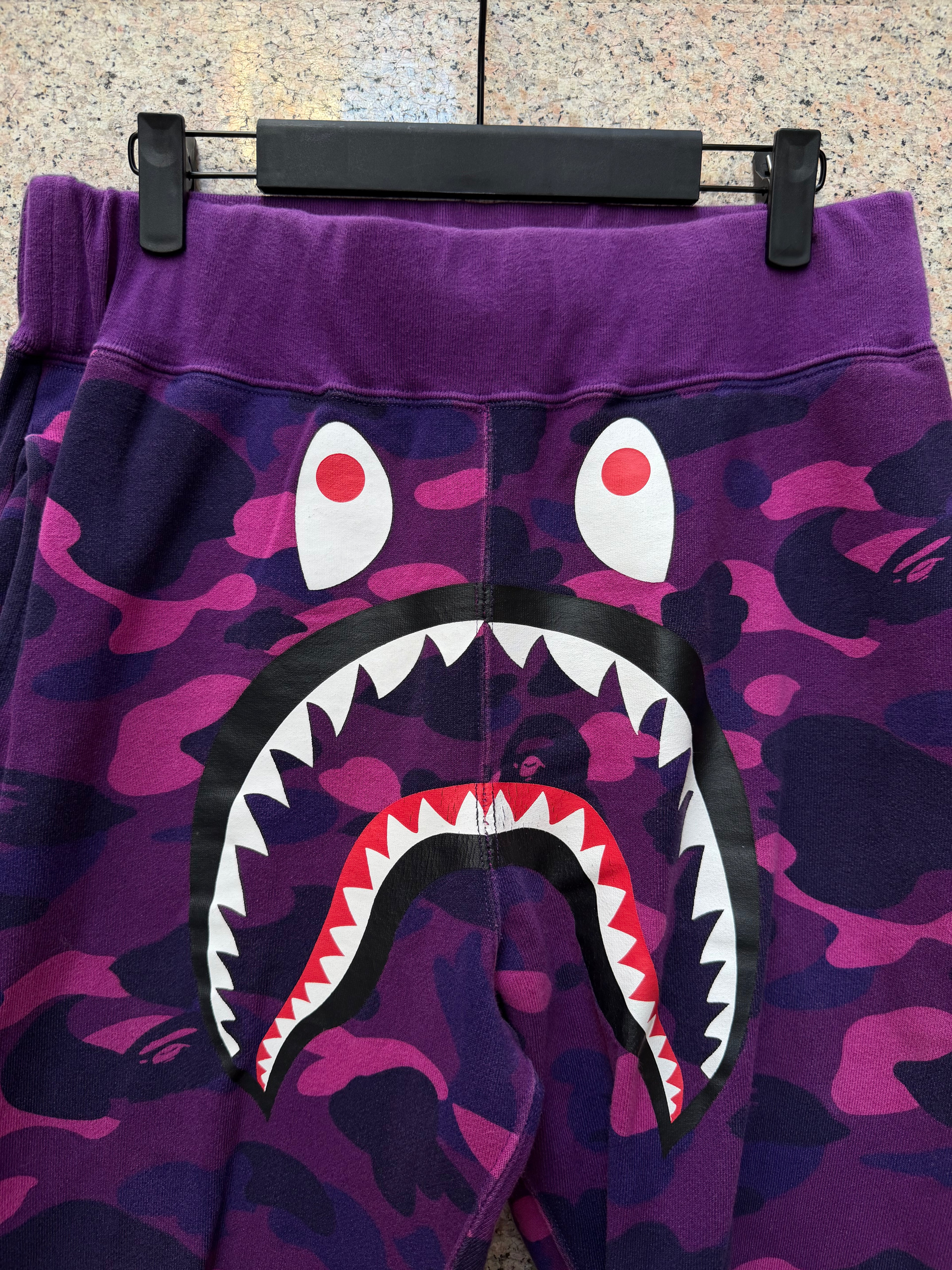 A Bathing Ape Bape Camo Shark Sweatpants Purple - S (USED)