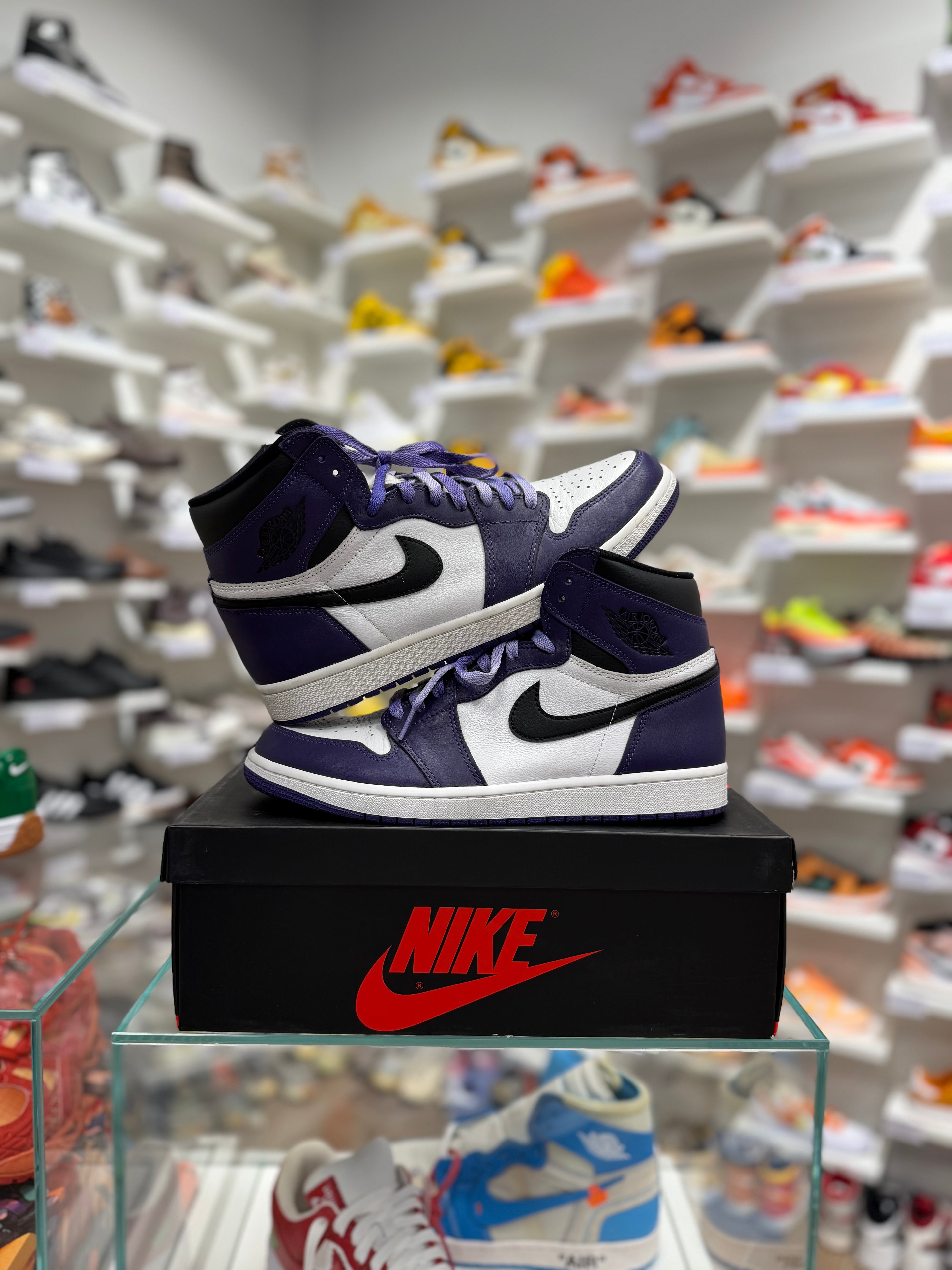 Jordan 1 Retro High Court Purple White - 45Eu (USED)