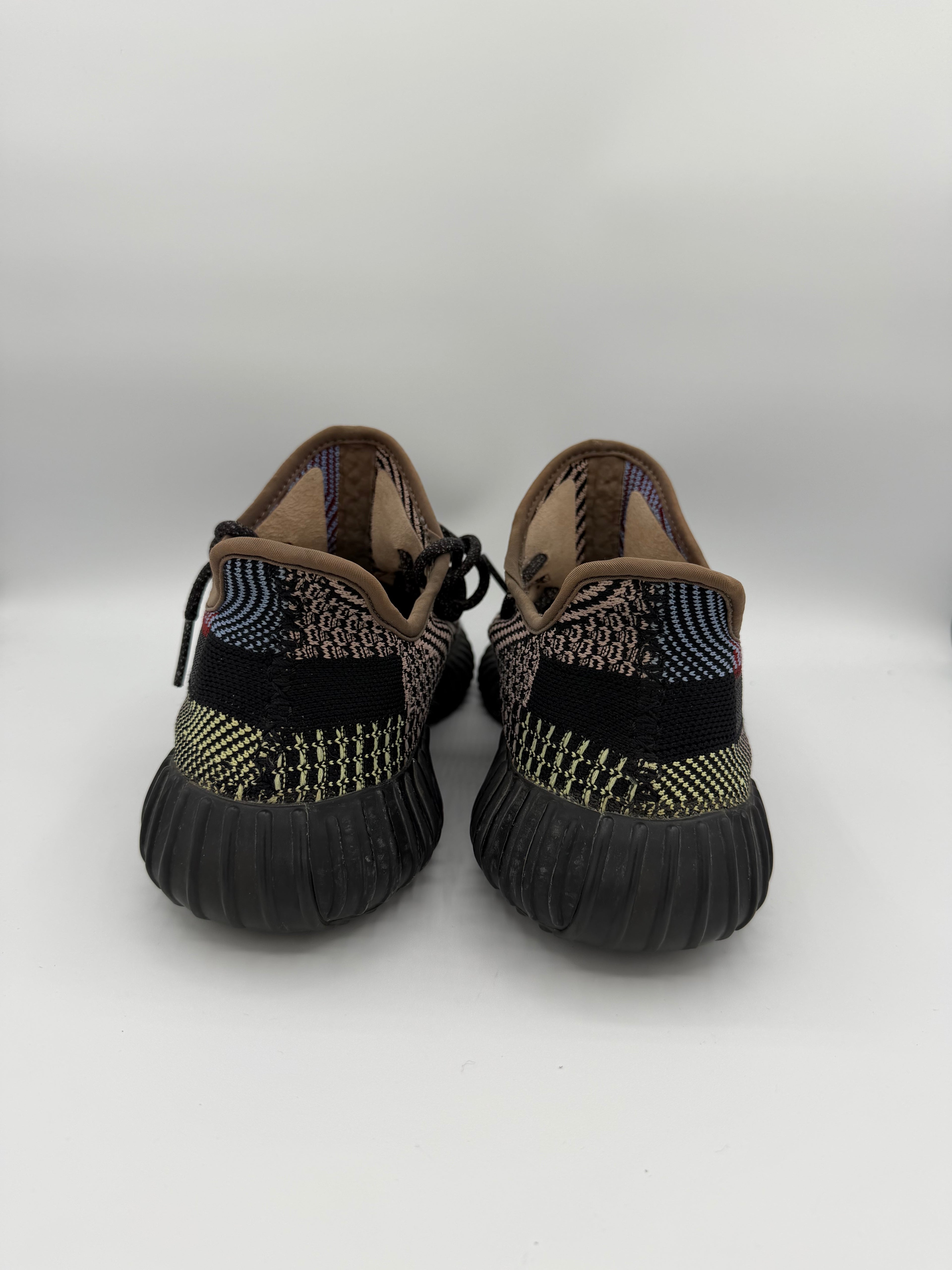 Yeezy Boost 350 V2 Yecheil - 41Eu (USED)