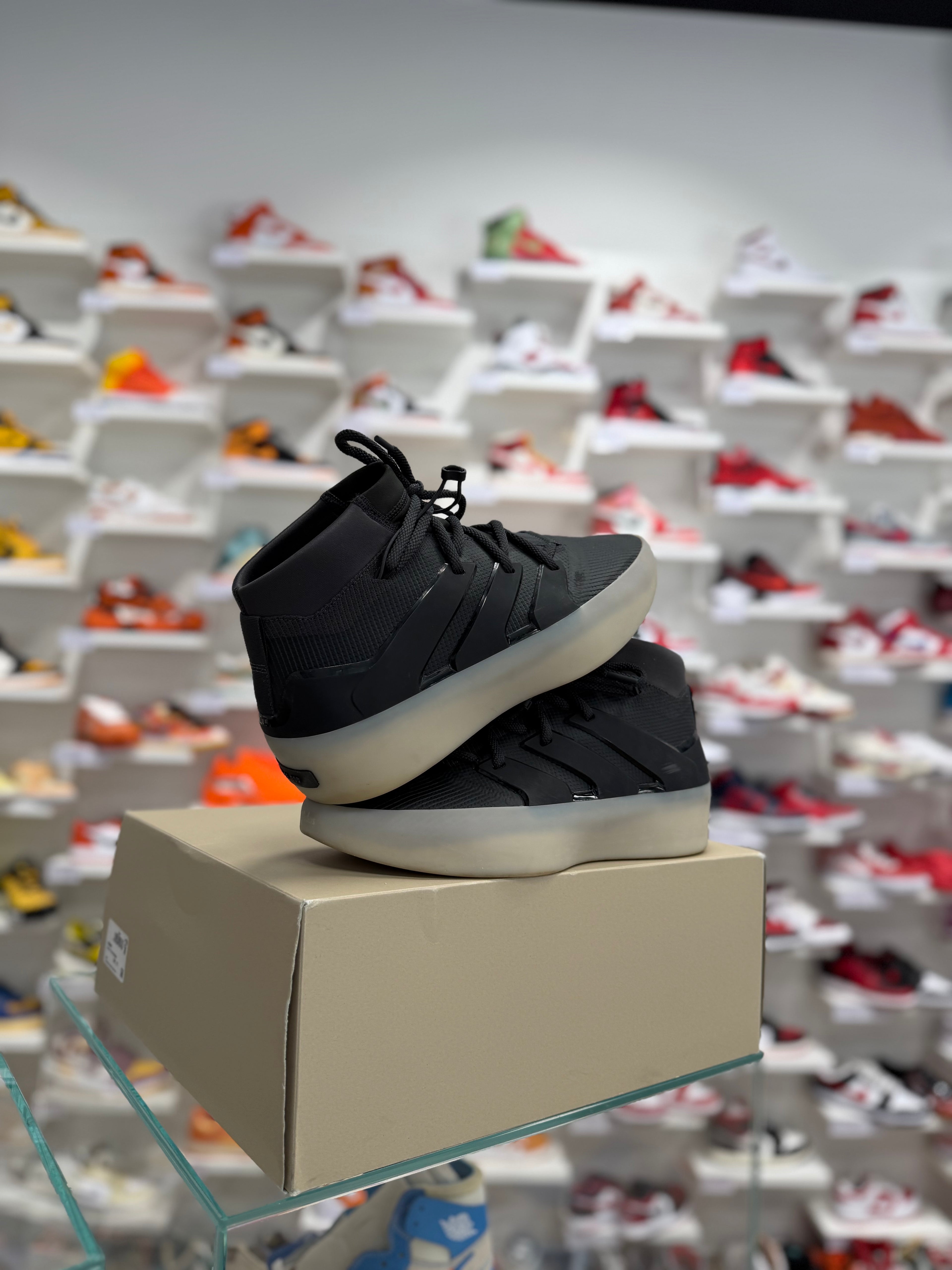 adidas Fear of God Athletics I Basketball Carbon - 46Eu (USED)