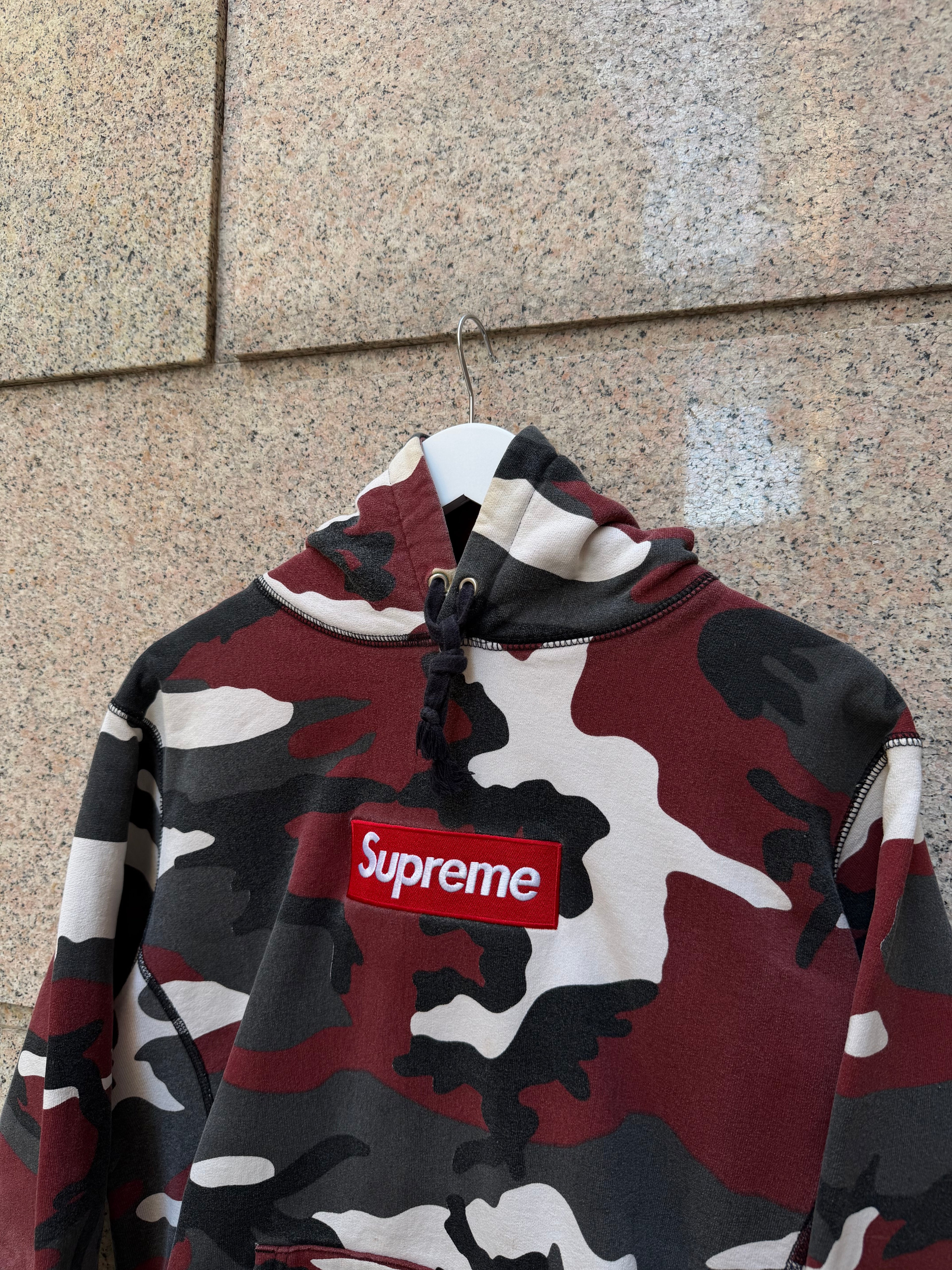 Supreme Hoodie Box Logo Camo Red FW13 - M (USED)