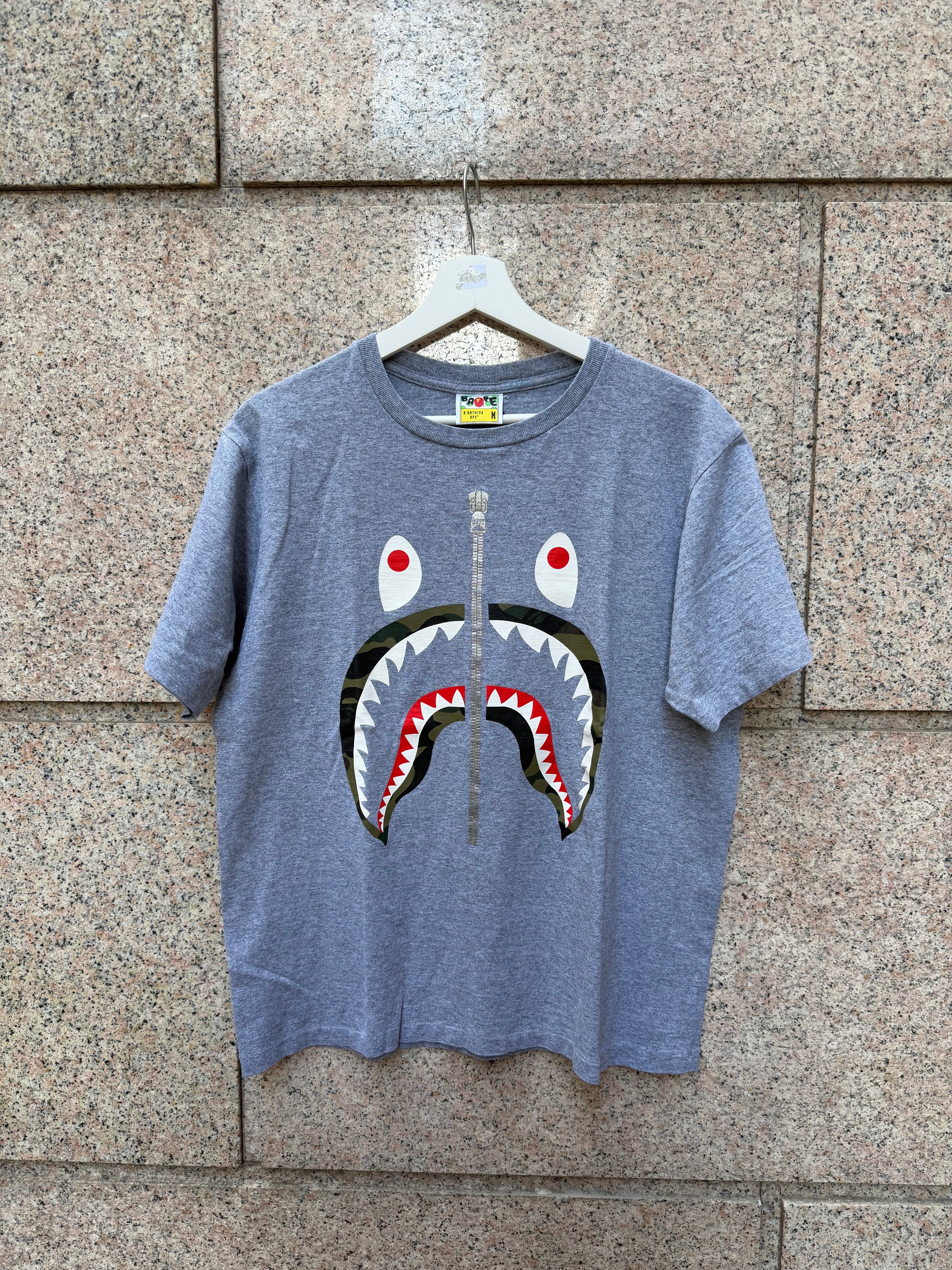 A Bathing Ape Bape Tee Shark Grey Camo - M (USED)