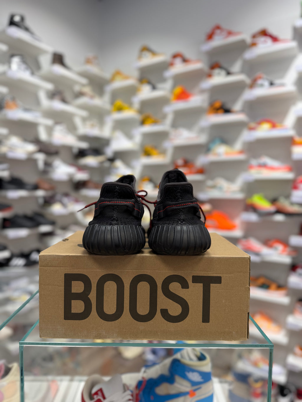Yeezy 350 V2 Triple Black - 44,5Eu (USED)