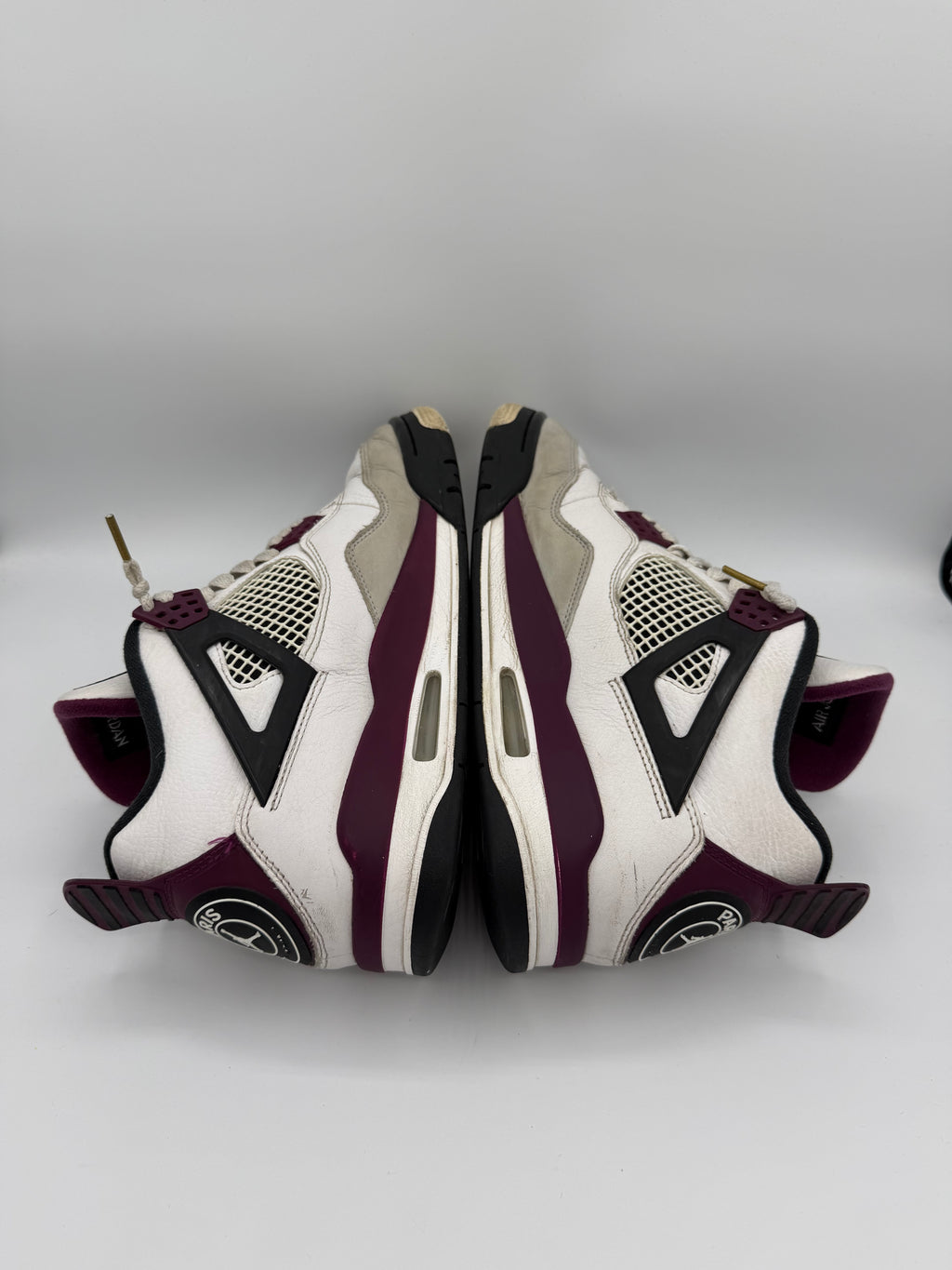 Jordan 4 PSG - 42,5Eu (USED)