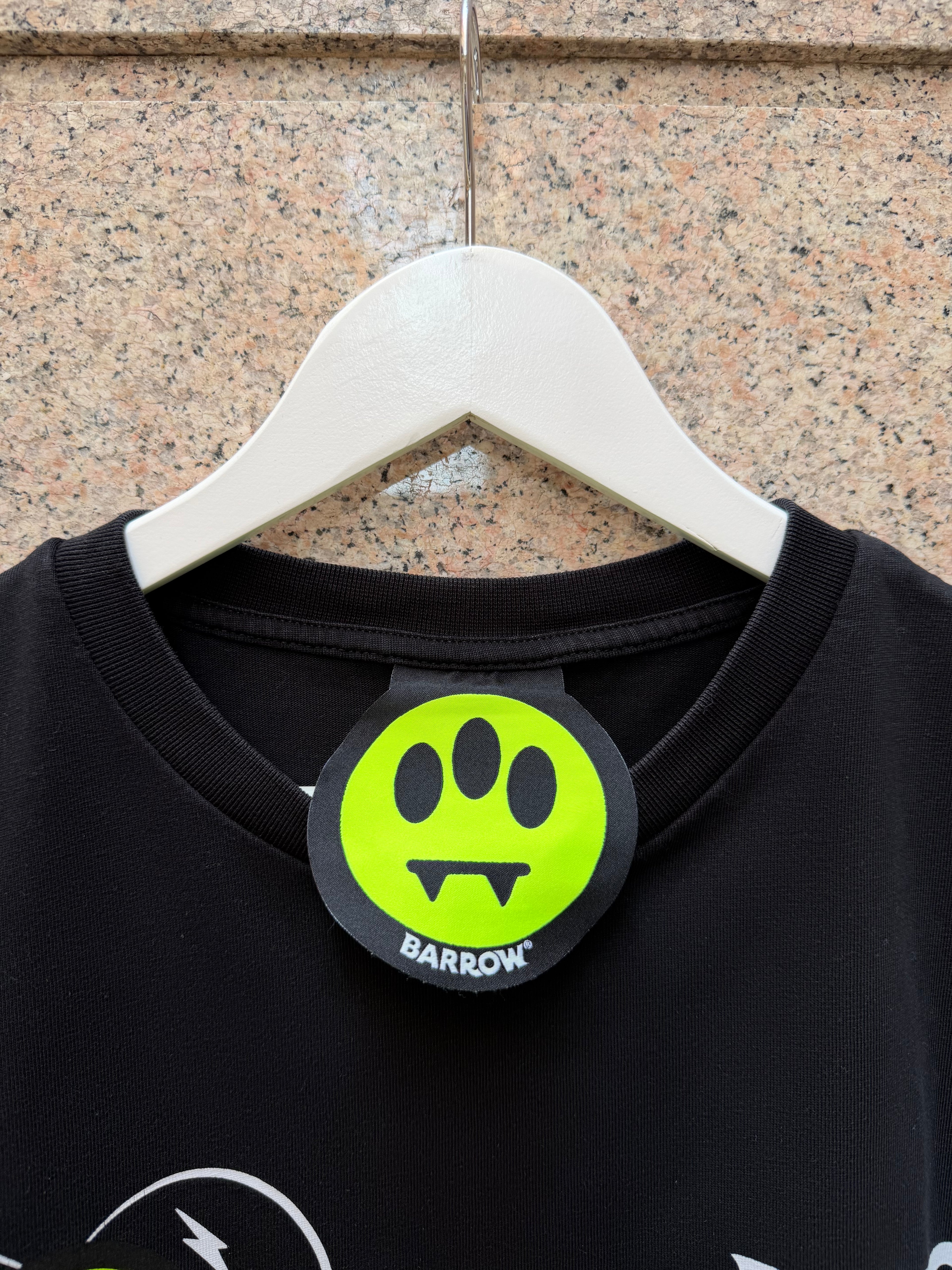 Barrow Graphic Black Tee - L (USED)