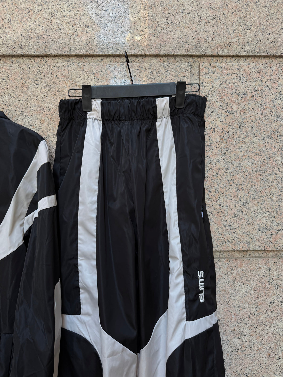 Elements Tracksuit Completa - L Fit S/M