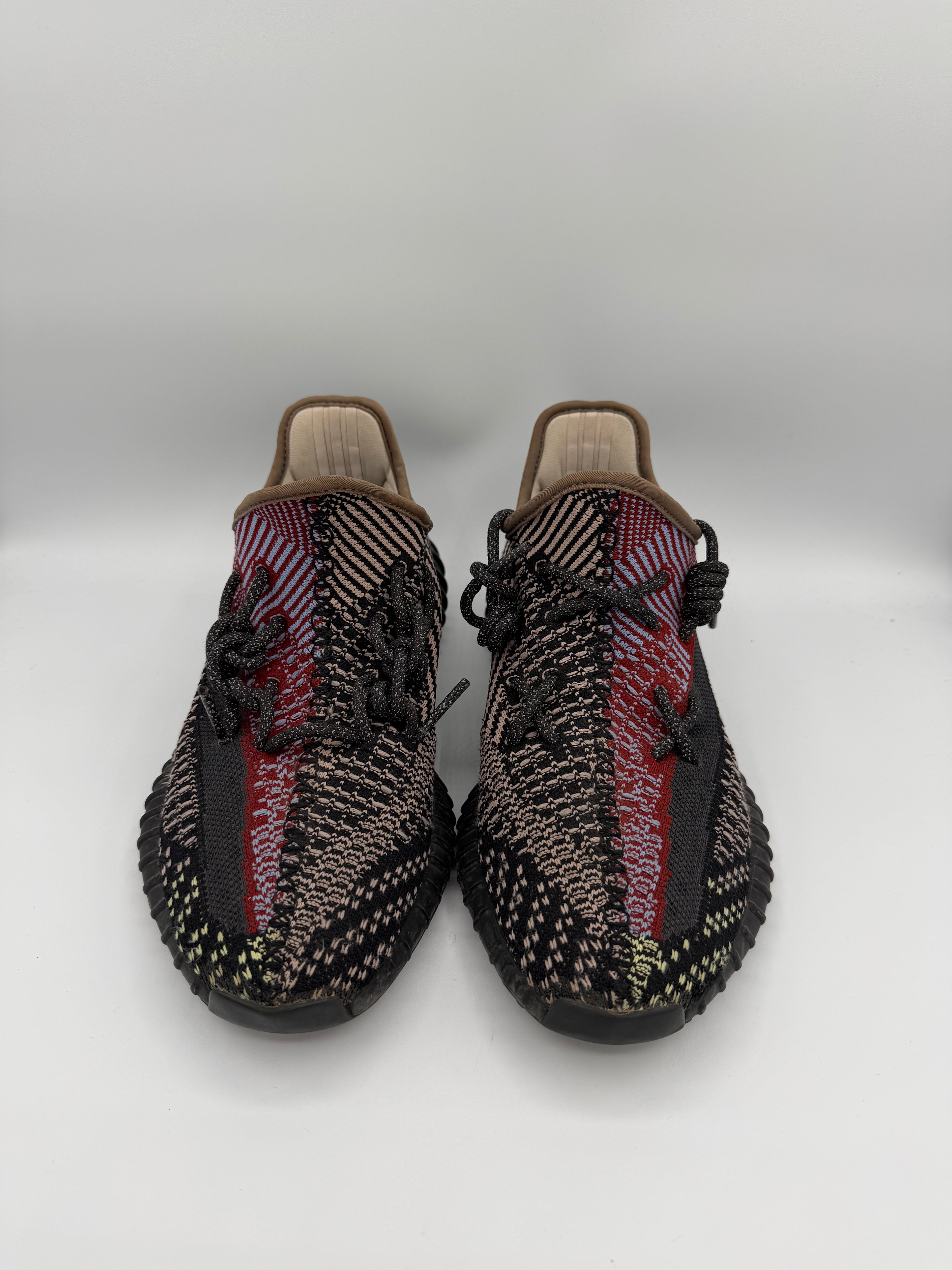 Yeezy Boost 350 V2 Yecheil - 41Eu (USED)