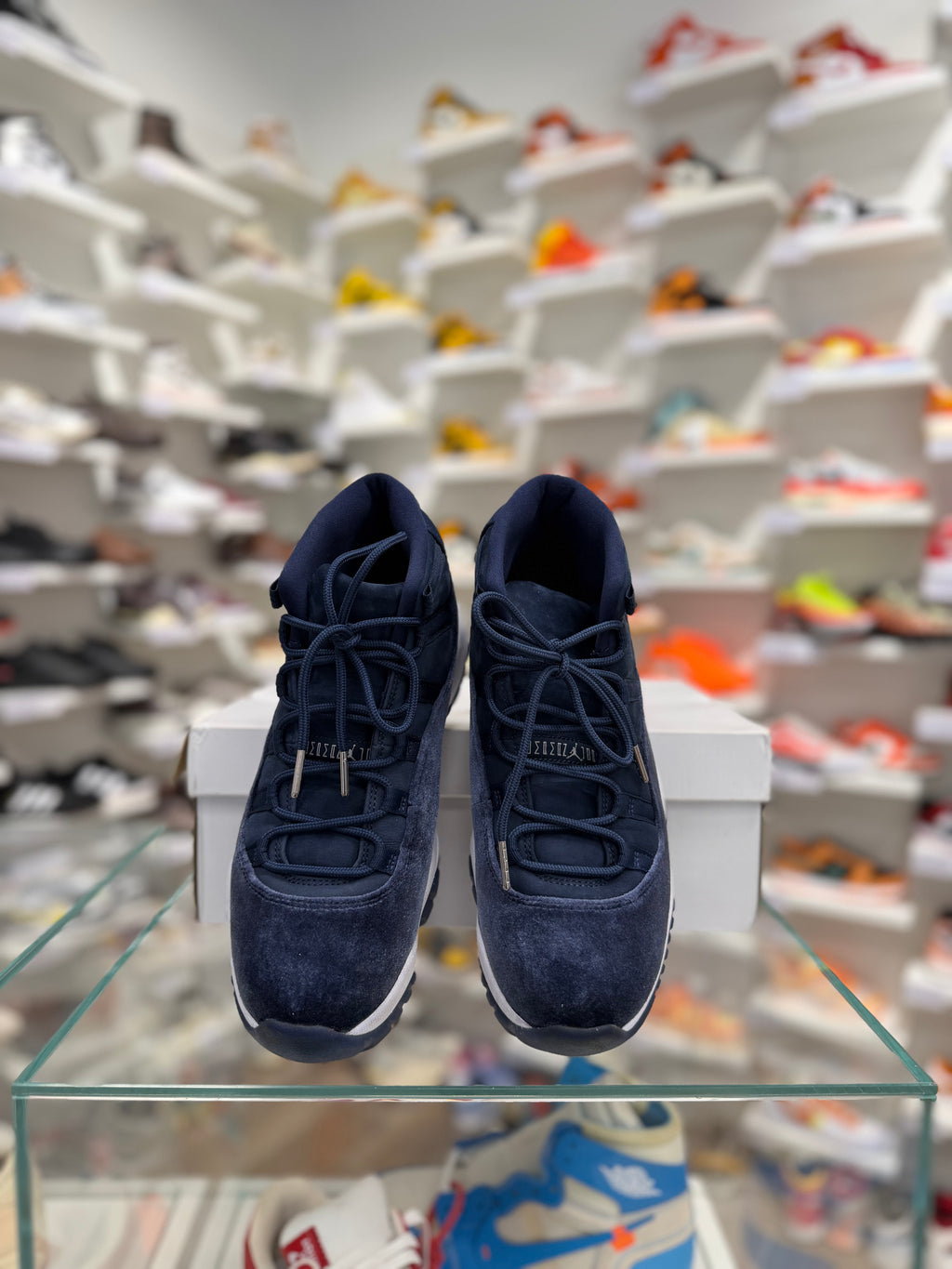 Jordan 11 Retro Midnight Navy - 42,5Eu (USED)