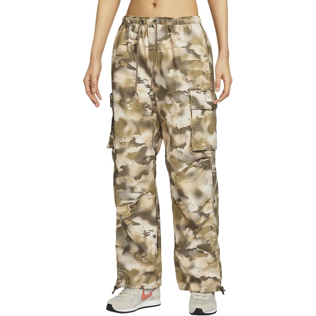 Nike Cargo Camo Pants Oversized