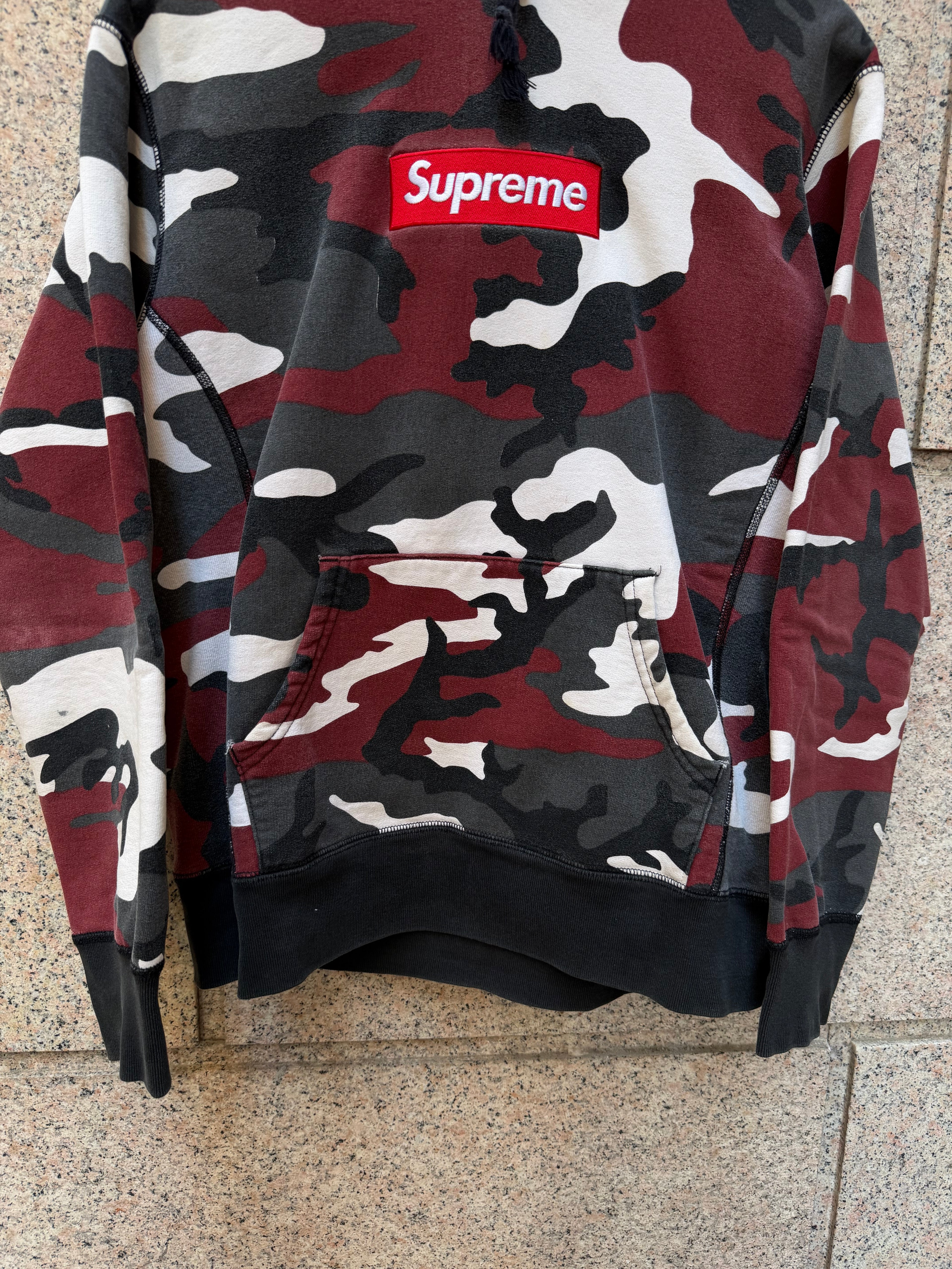 Supreme Hoodie Box Logo Camo Red FW13 - M (USED)