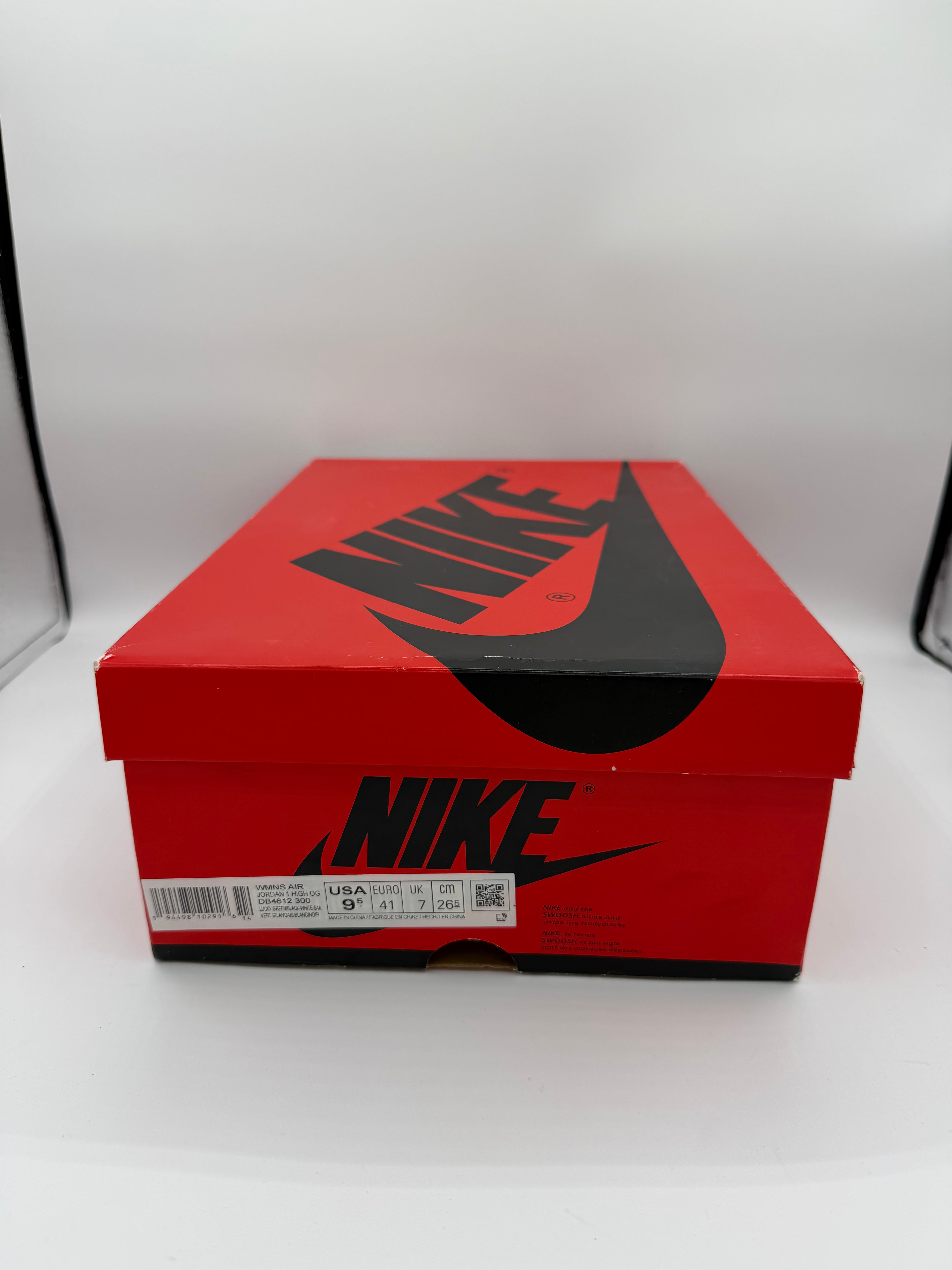 Jordan 1 High Lucky Green - 41Eu (USED)