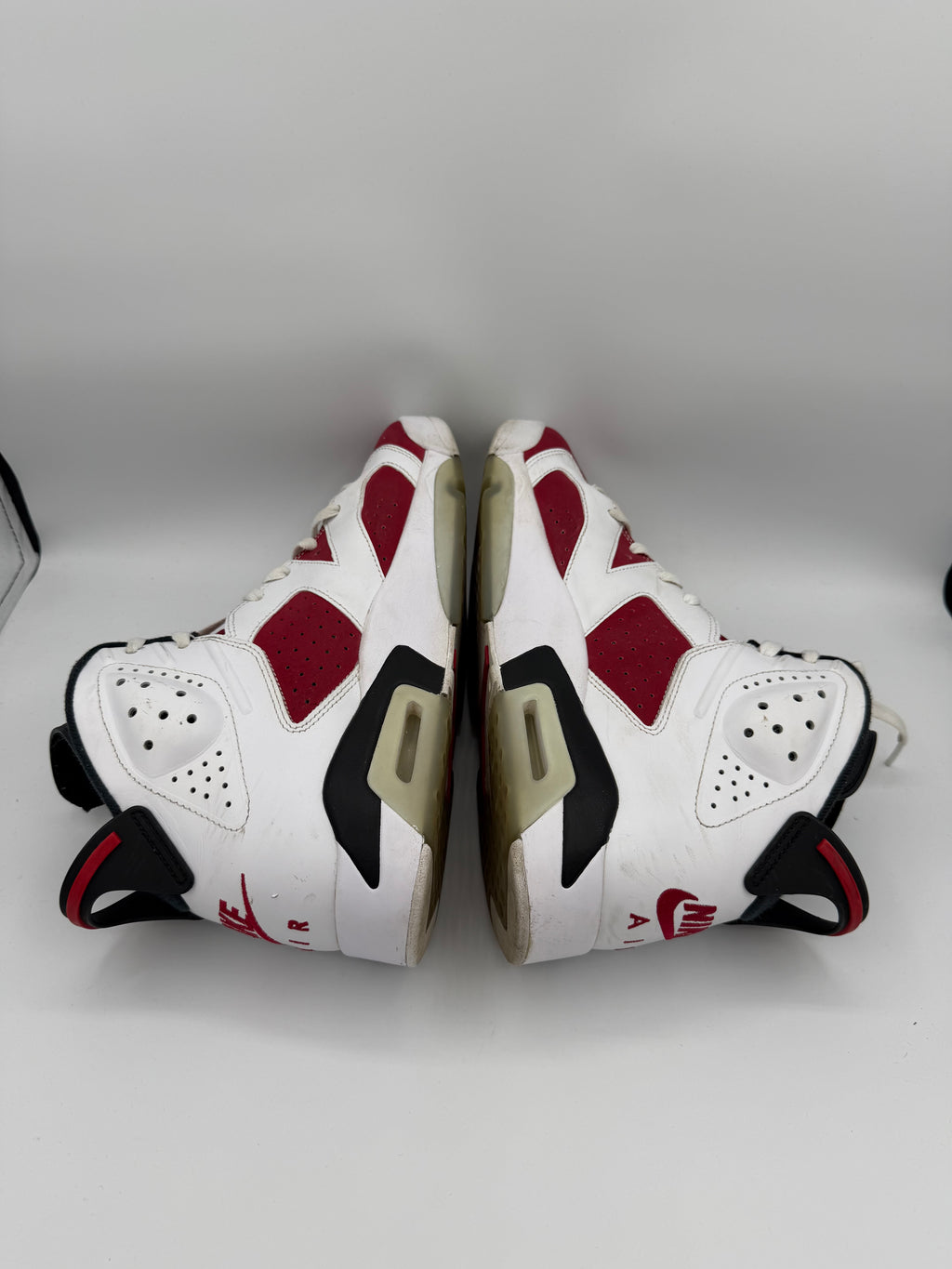 Jordan 6 Carmine - 44Eu (USED)