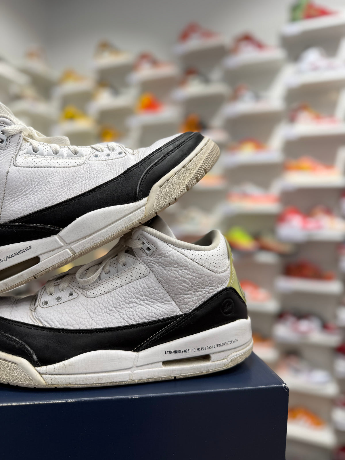 Jordan 3 Retro Fragment - 45Eu (USED)
