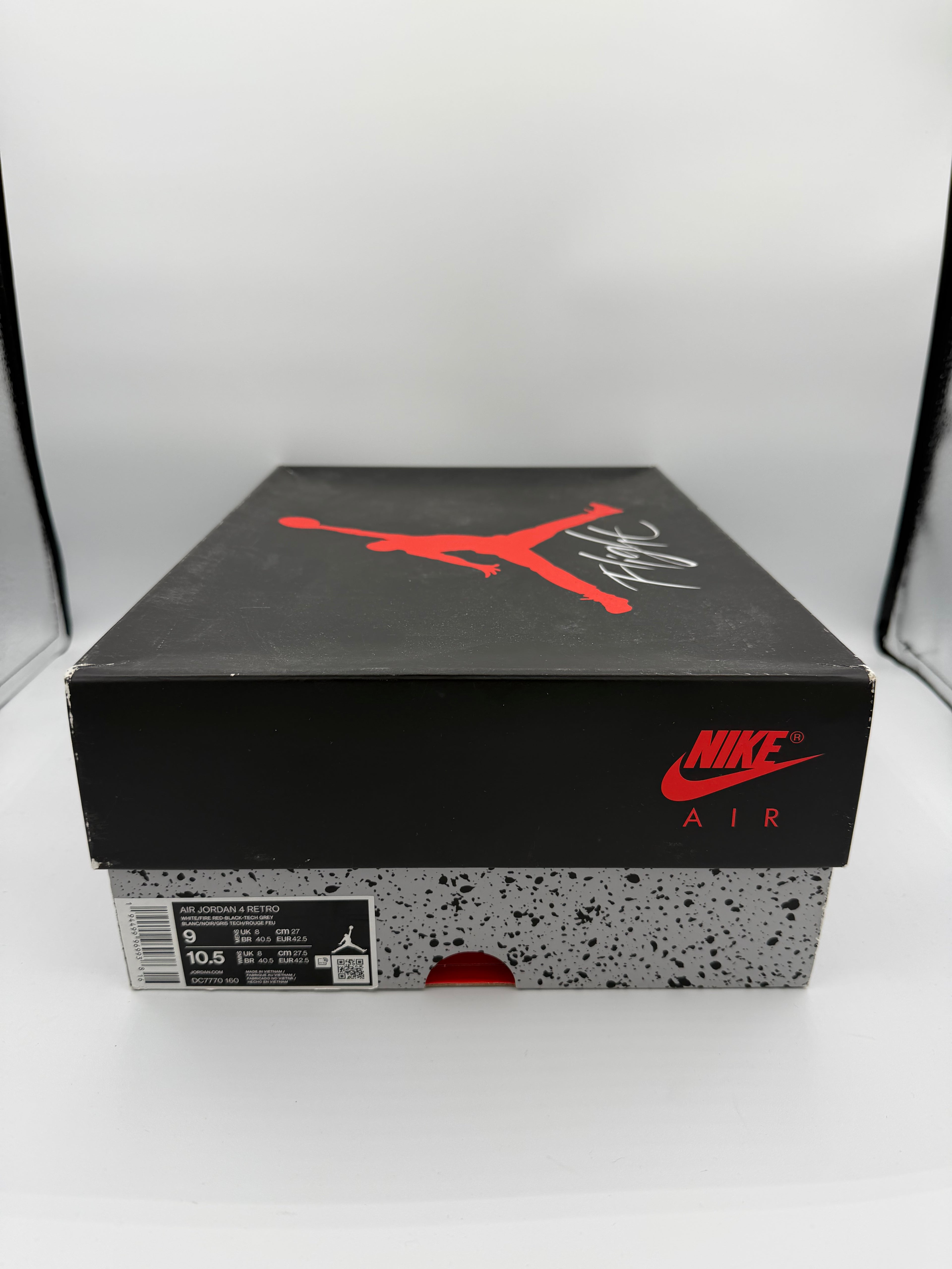 Jordan 4 Fire Red - 42,5Eu (USED)