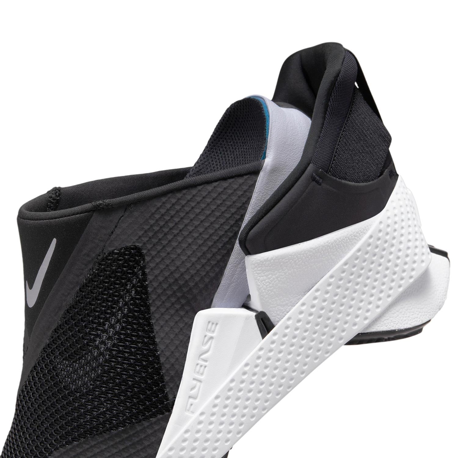 Nike Go Fly Ease Black/White