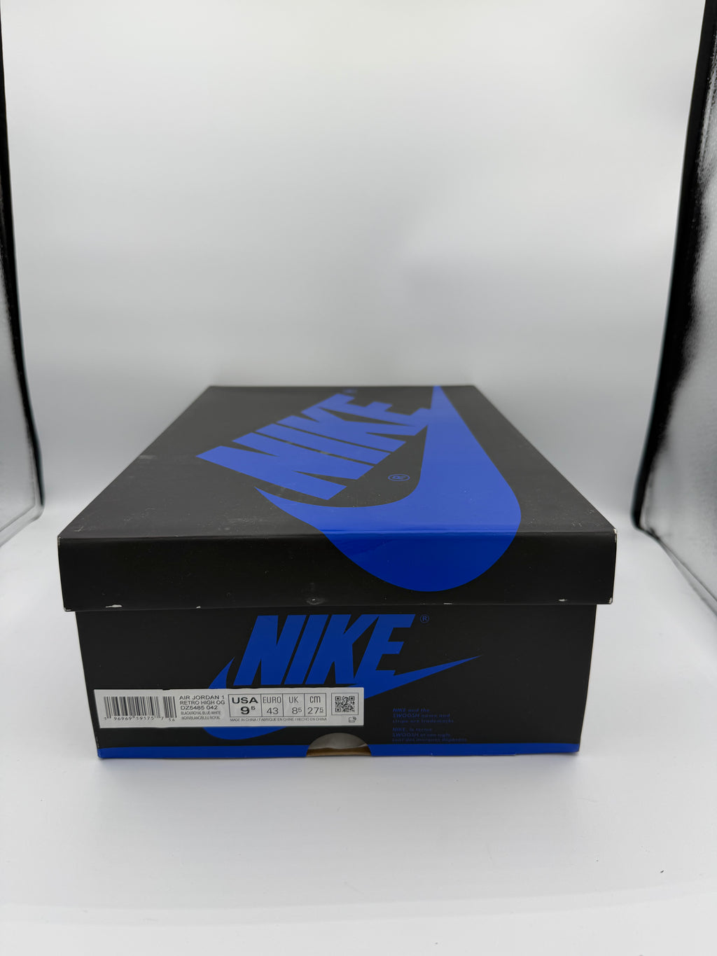 Jordan 1 Retro High OG Royal Reimagined - 43Eu (USED)