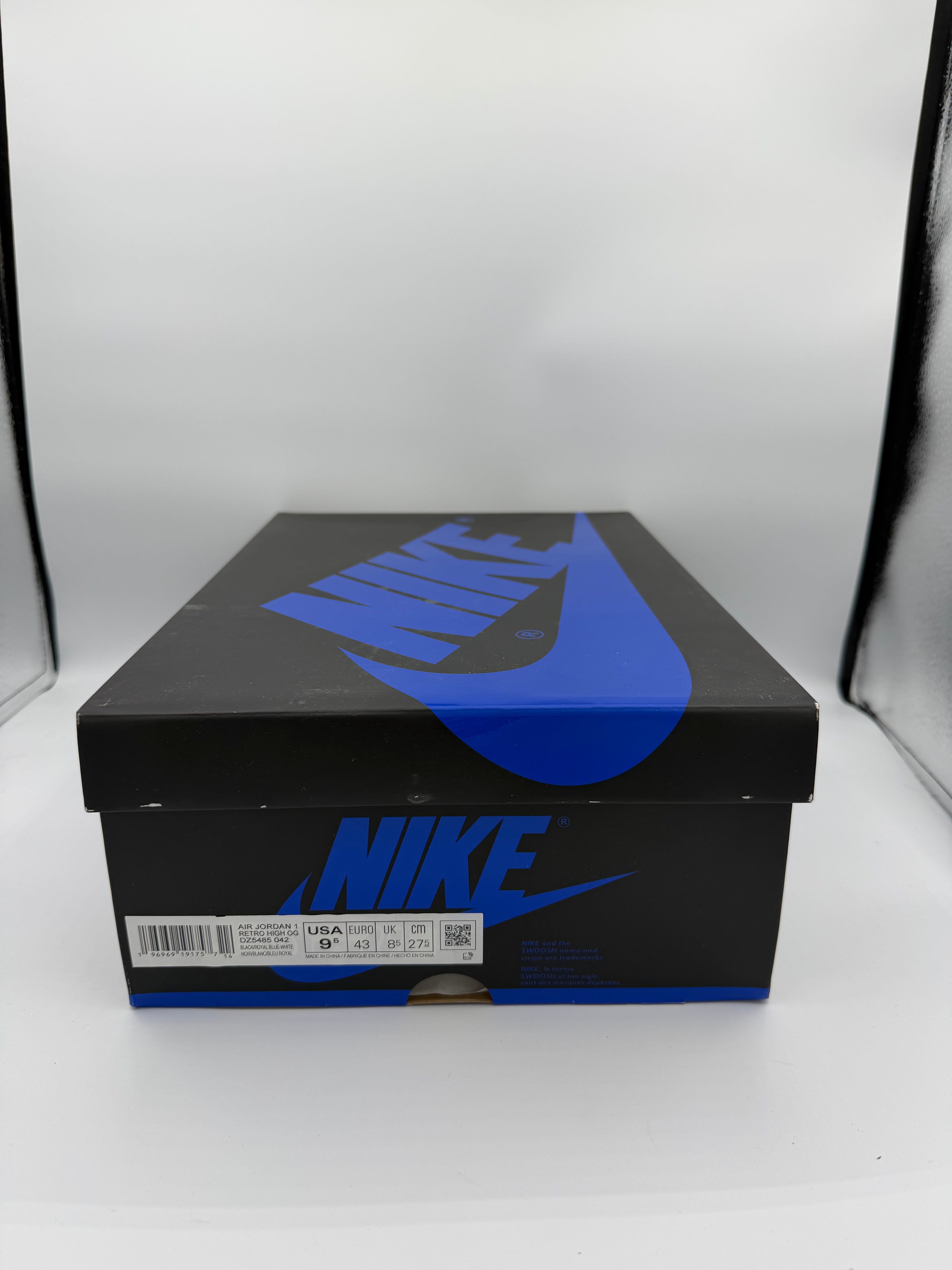 Jordan 1 Retro High OG Royal Reimagined - 43Eu (USED)