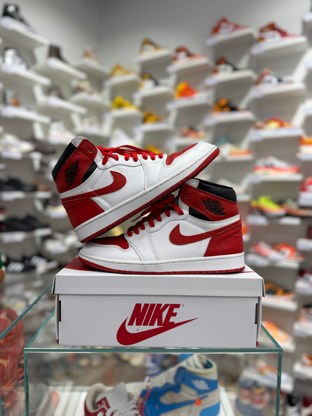 Jordan 1 Retro High OG Heritage - 43Eu (USED)