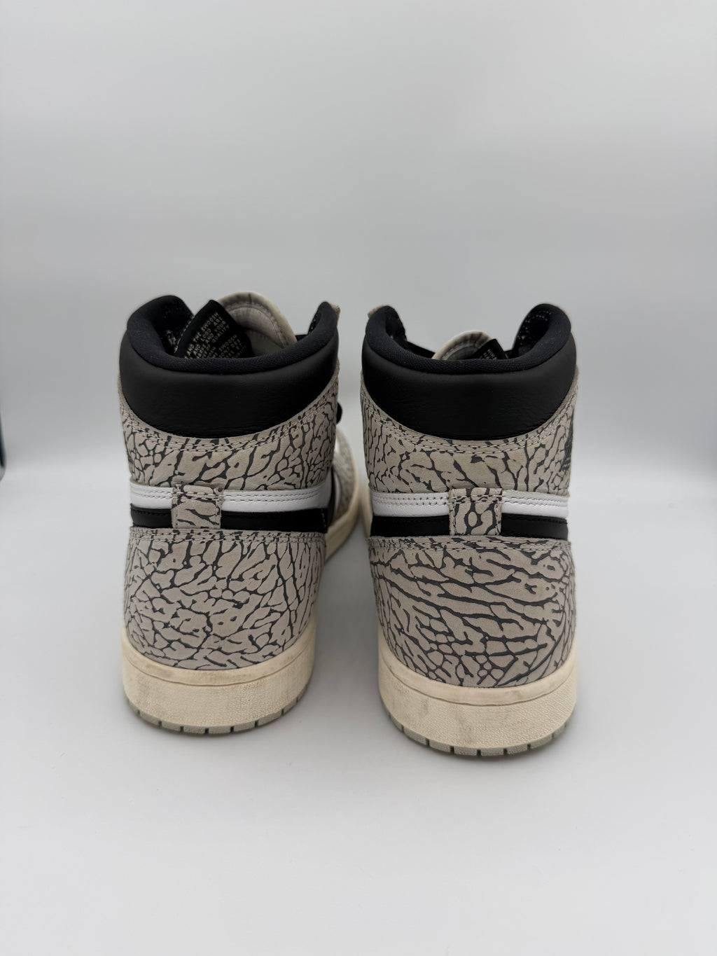 Jordan 1 High Cement - 44Eu (USED)