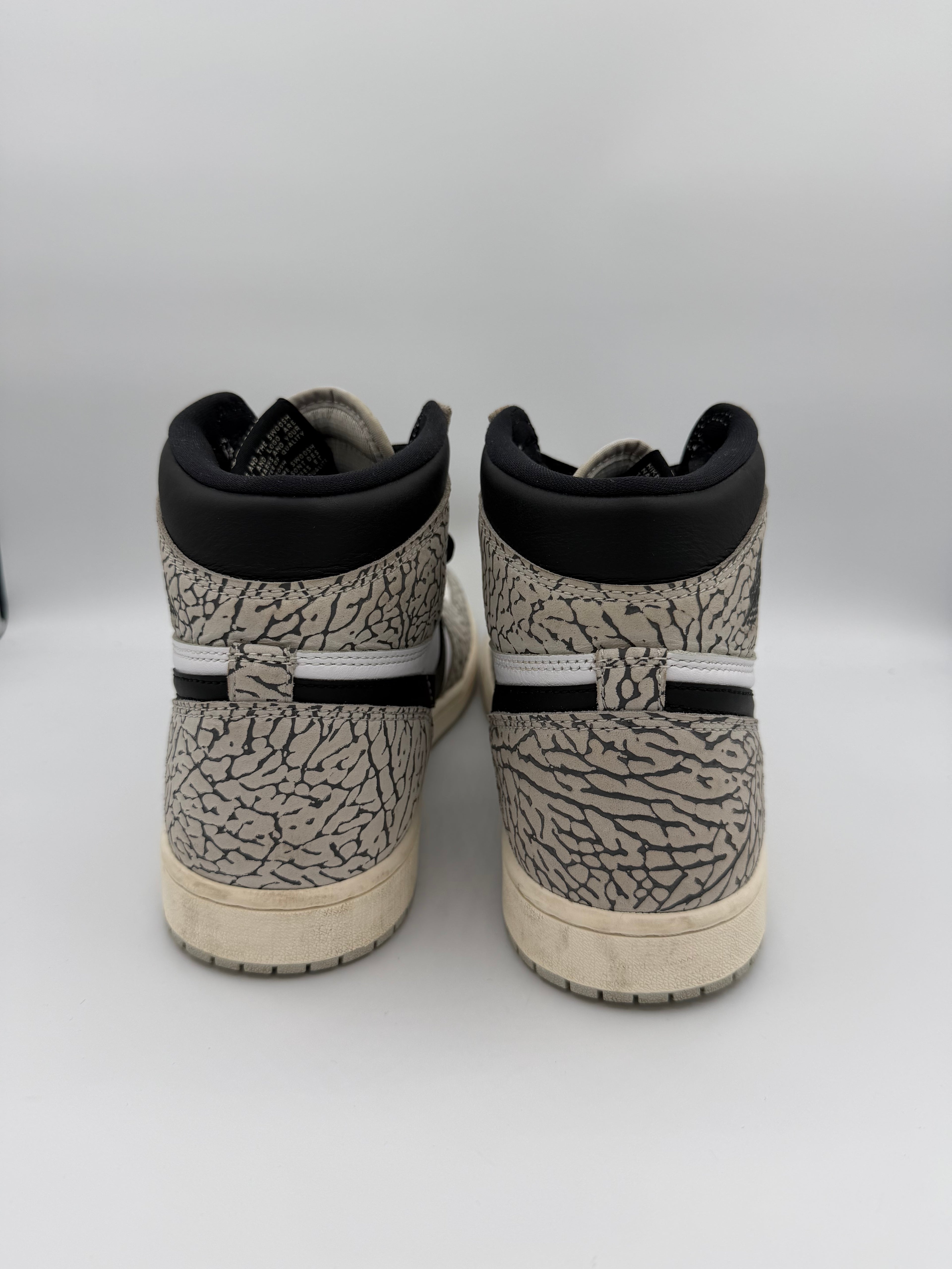 Jordan 1 High Cement - 44Eu (USED)
