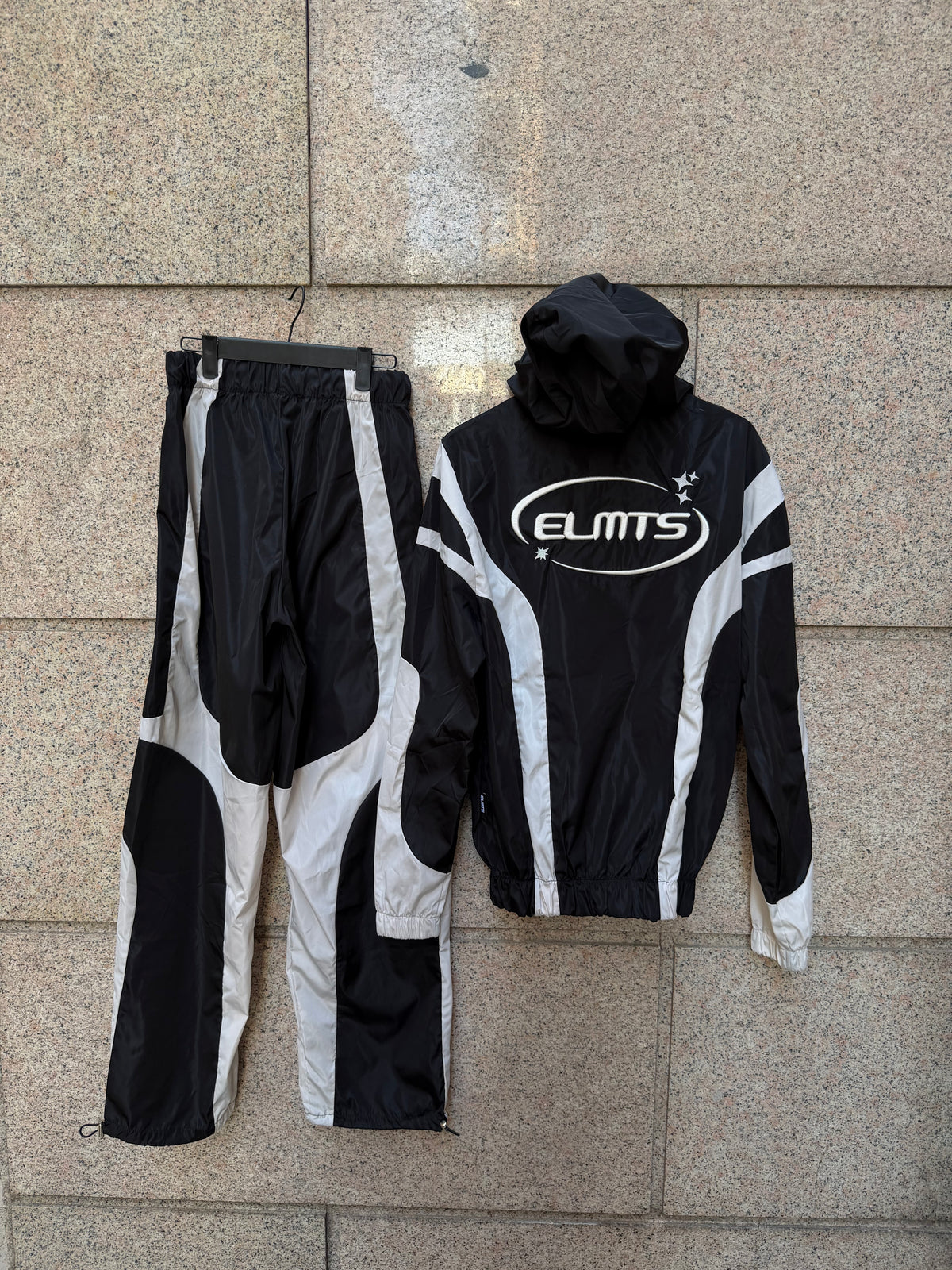 Elements Tracksuit Completa - L Fit S/M