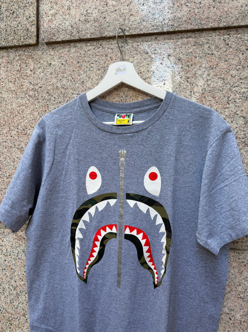 A Bathing Ape Bape Tee Shark Grey Camo - M (USED)