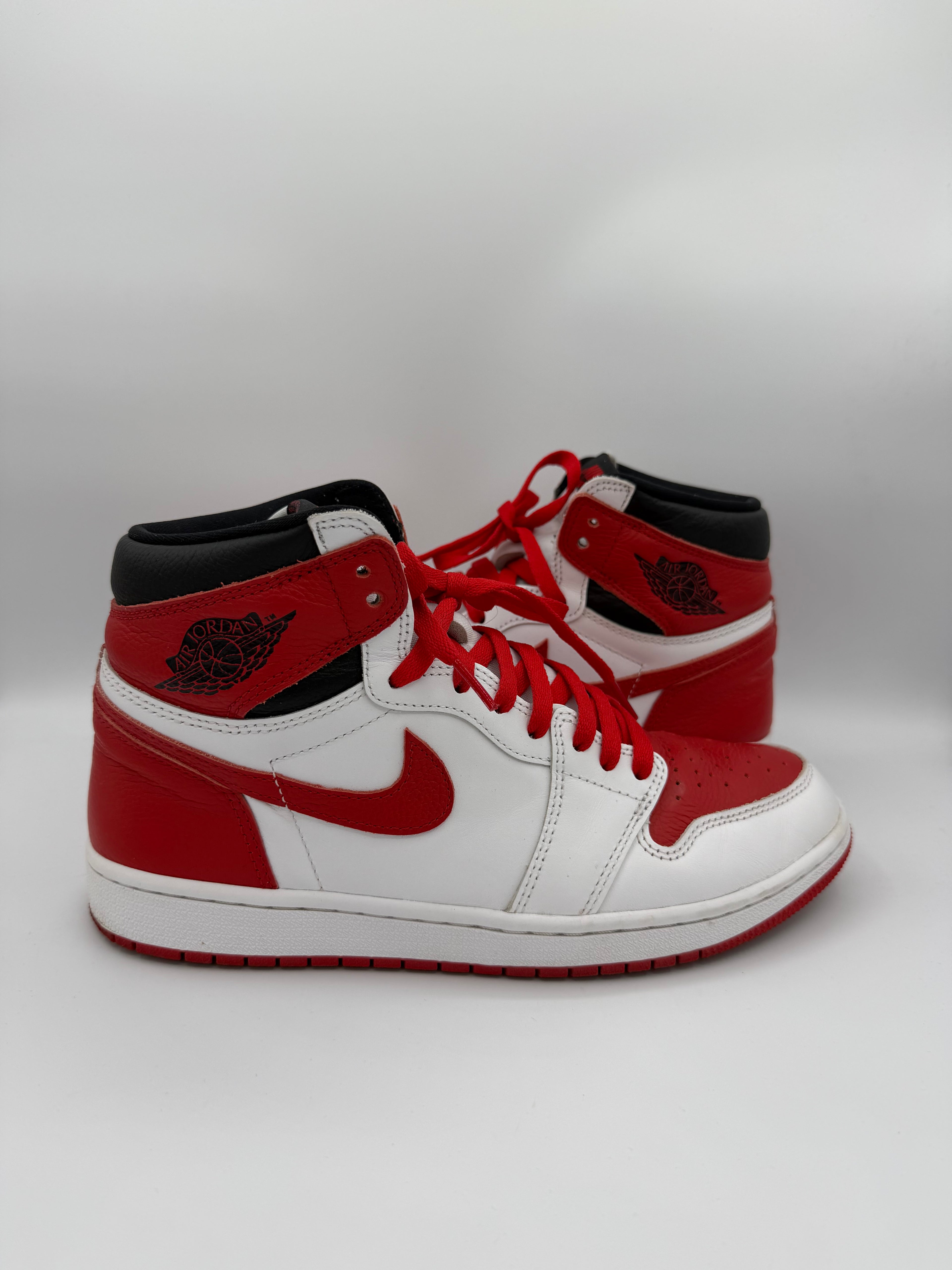 Jordan 1 Retro High OG Heritage - 43Eu (USED)