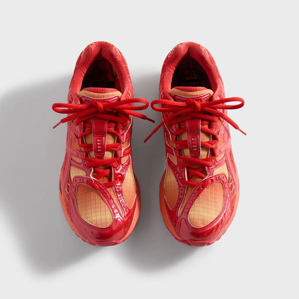 ASICS Gel-Nimbus 10.1 Kith Marvel vs. Capcom Iron Man vs. Mega Man (fumetto incluso) Special Box