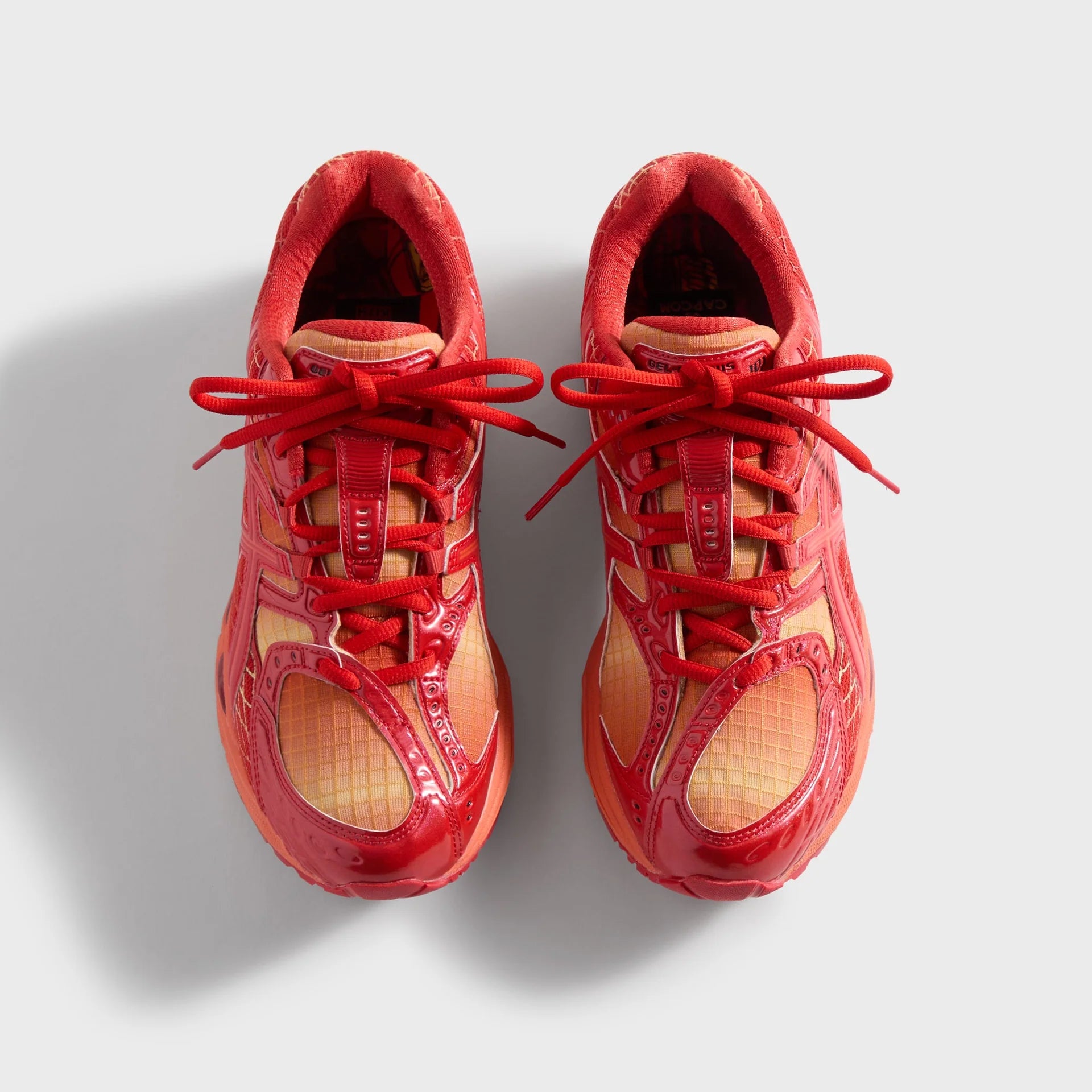 ASICS Gel-Nimbus 10.1 Kith Marvel vs. Capcom Iron Man vs. Mega Man (fumetto incluso) Special Box