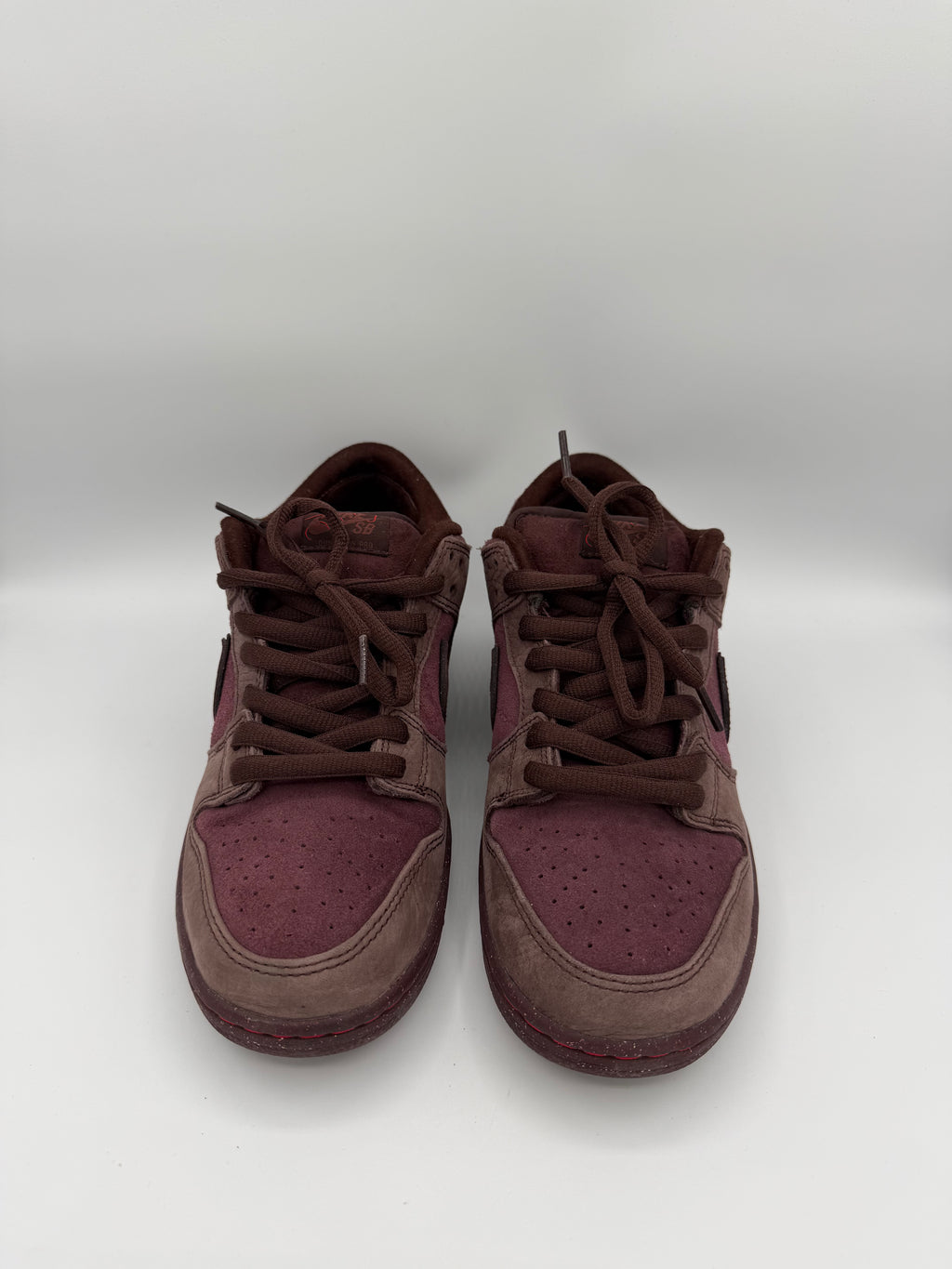 Nike Sb Dunk Low City Of Love Burgundy - 42Eu (USED)