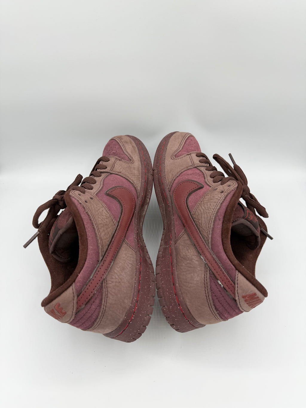 Nike Sb Dunk Low City Of Love Burgundy - 42Eu (USED)