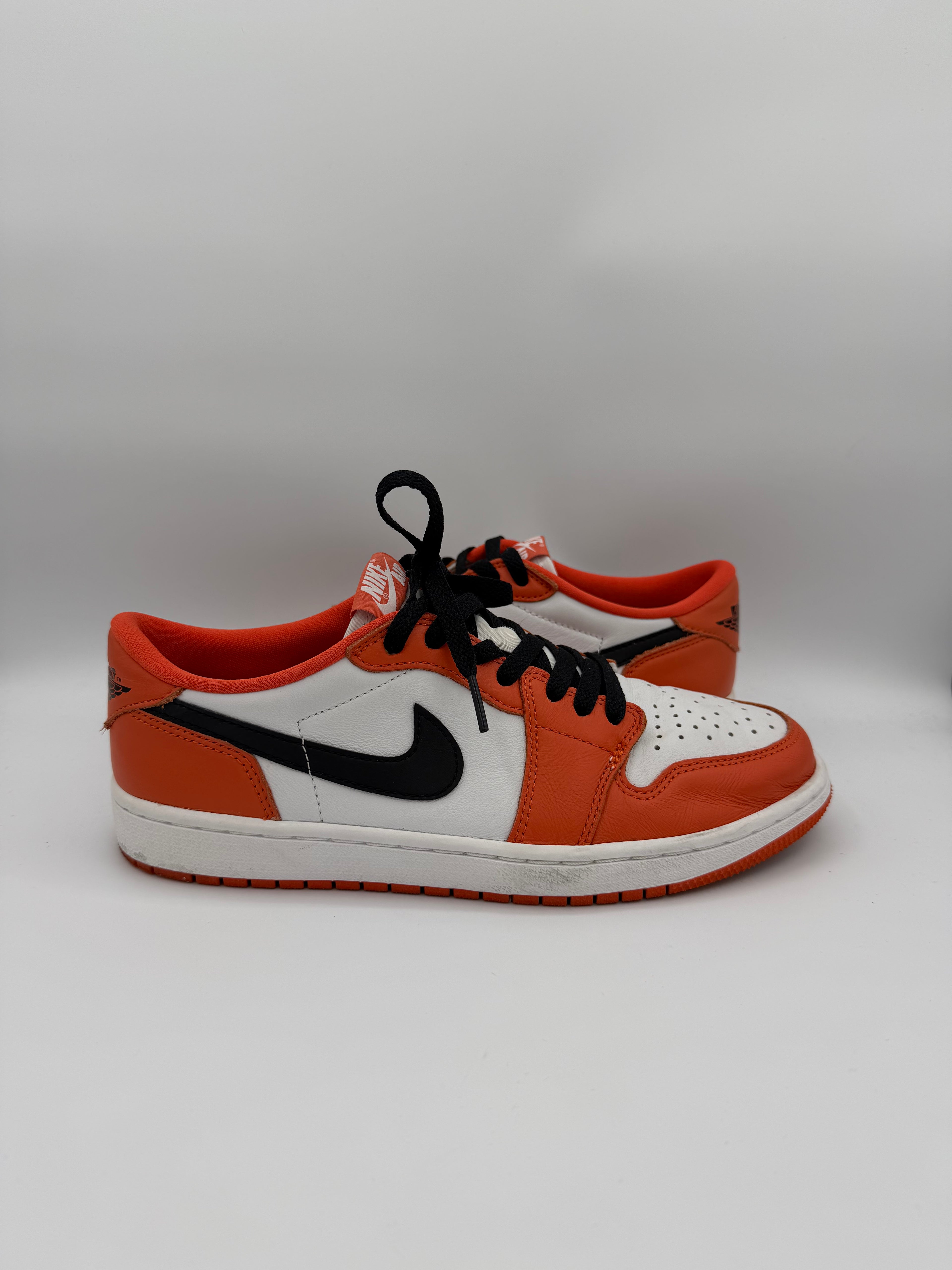 Jordan 1 Low Starfish - 42Eu (USED)
