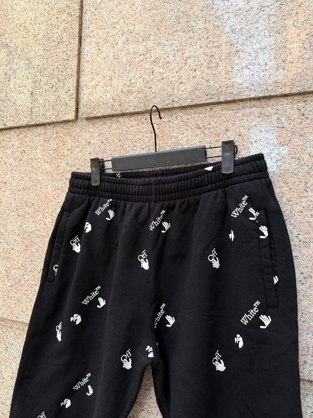 Off-White Shorts Multi Logo Black - M (USED)