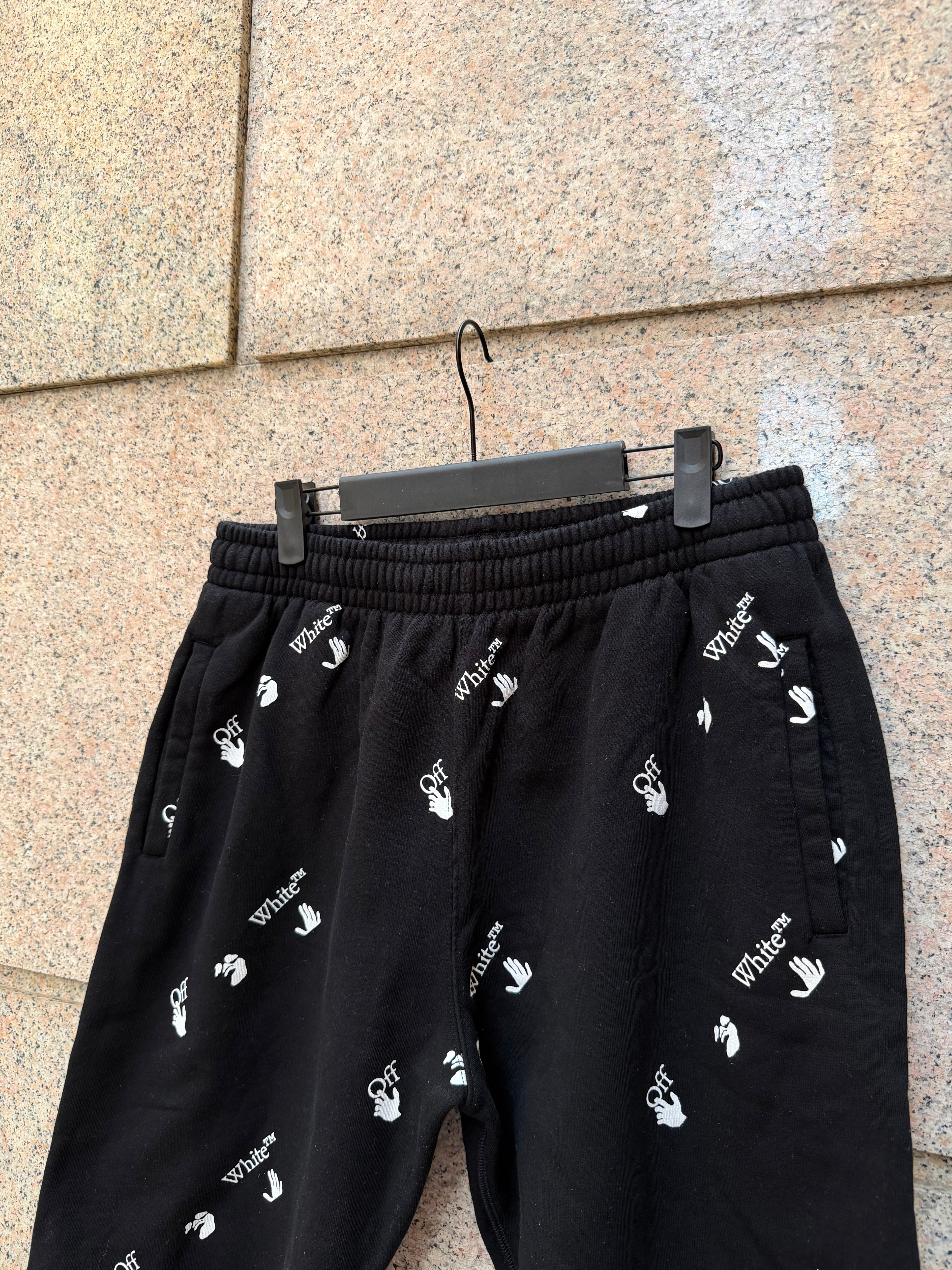 Off-White Shorts Multi Logo Black - M (USED)
