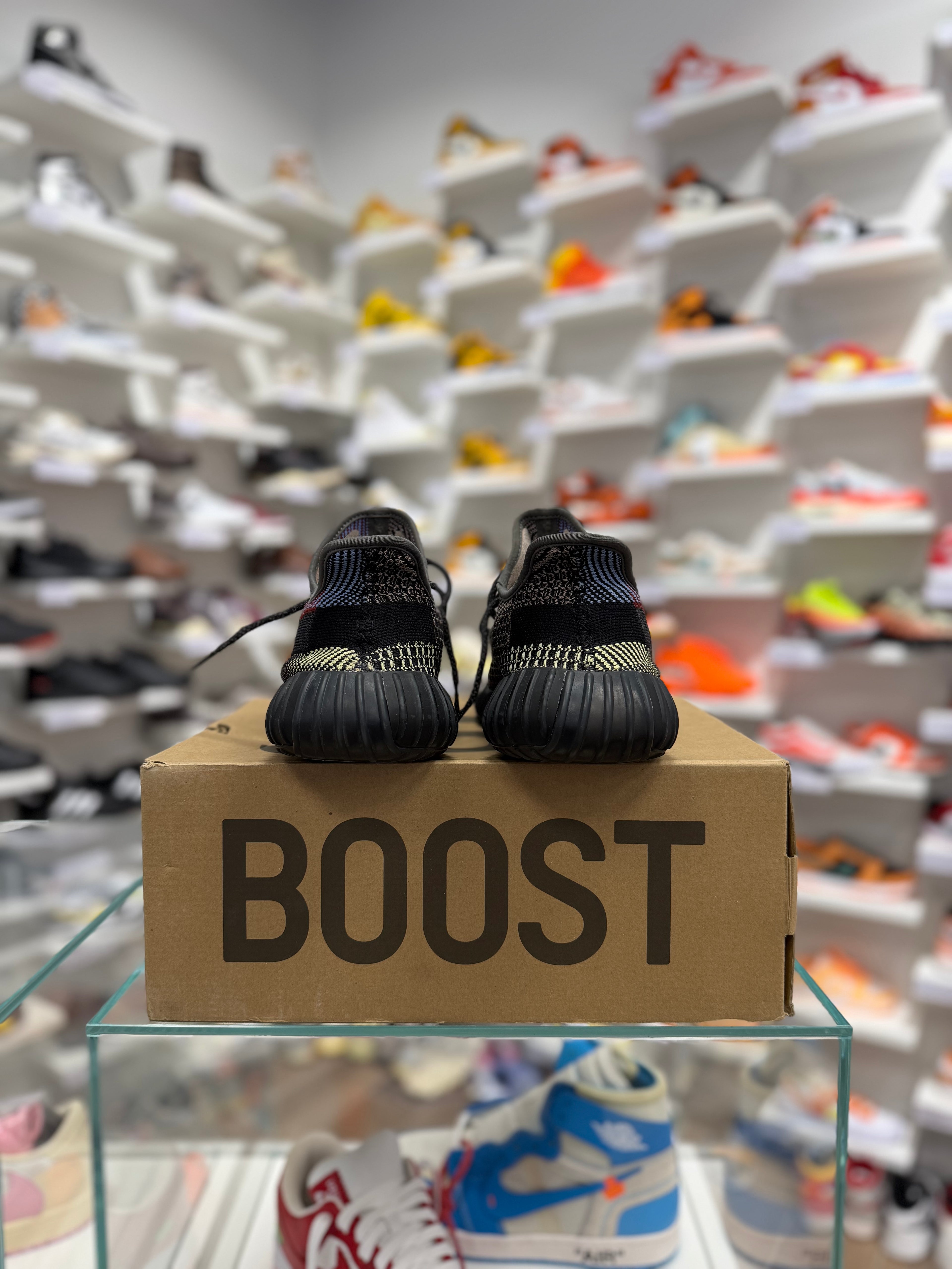 Yeezy 350 V2 Yecheil Reflective - 44,5Eu (USED)