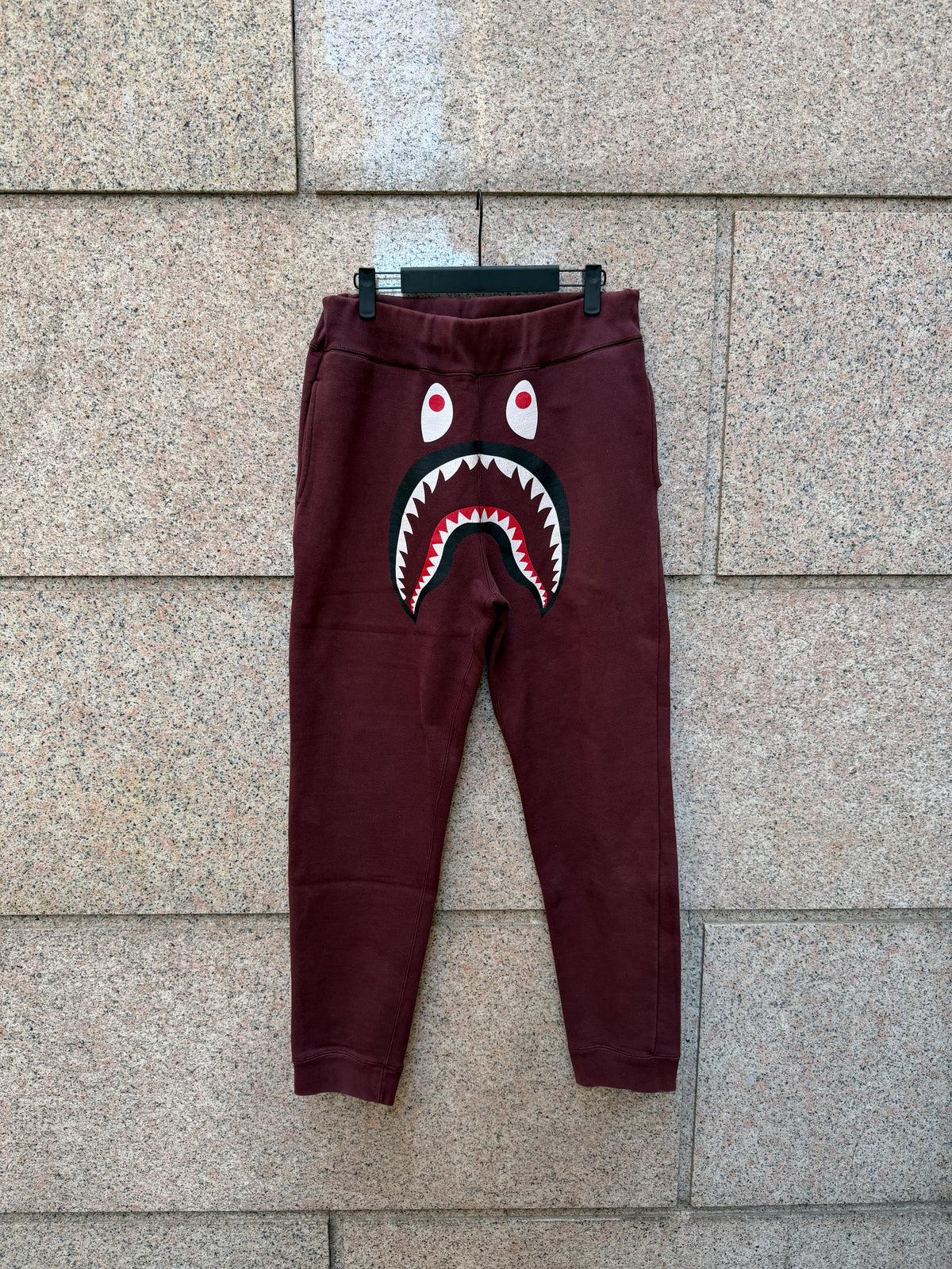 A Bathing Ape Bape Camo Shark Sweatpants Burgundy - L (USED)
