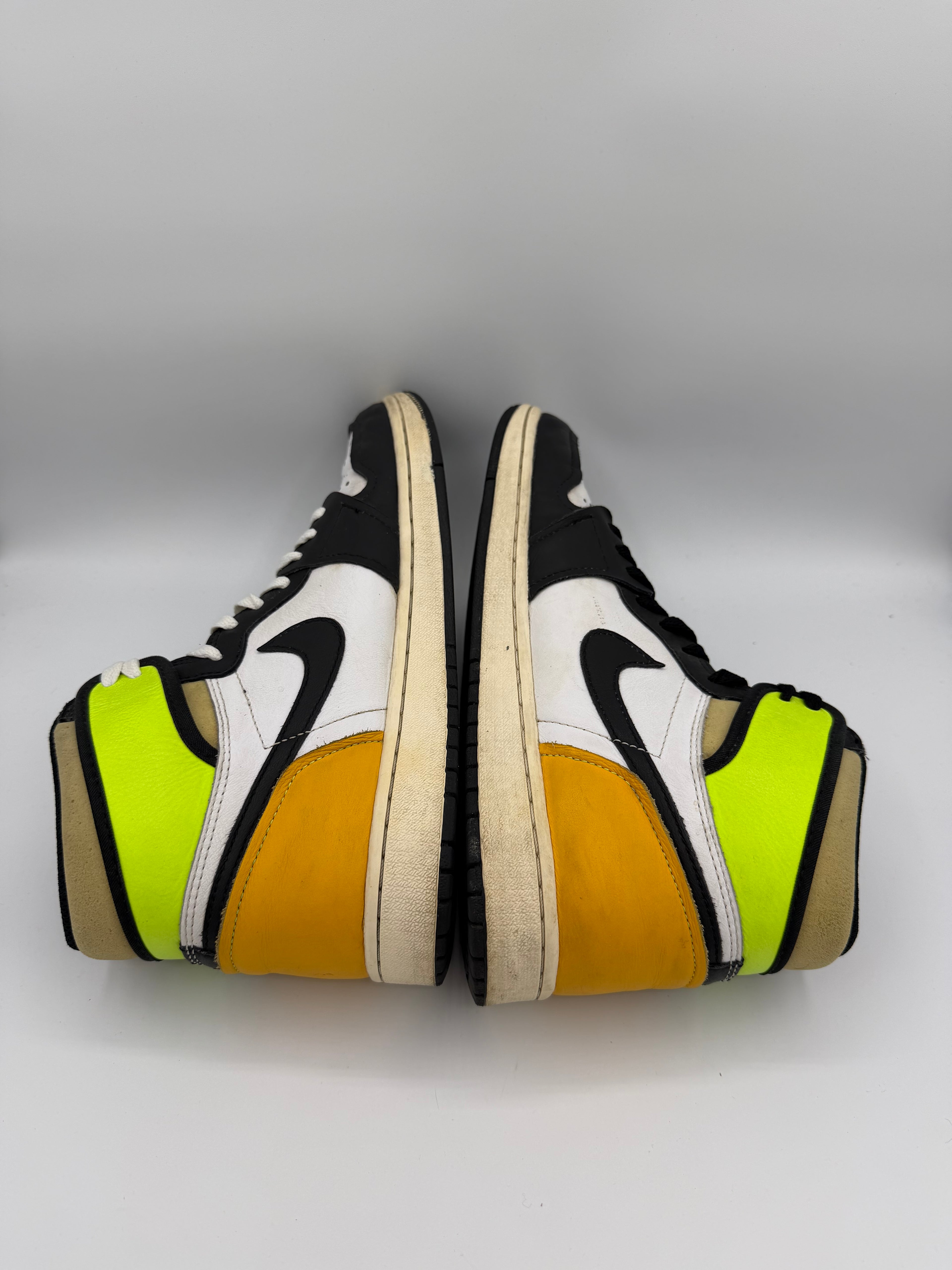 Jordan 1 High Volt - 43Eu (USED)