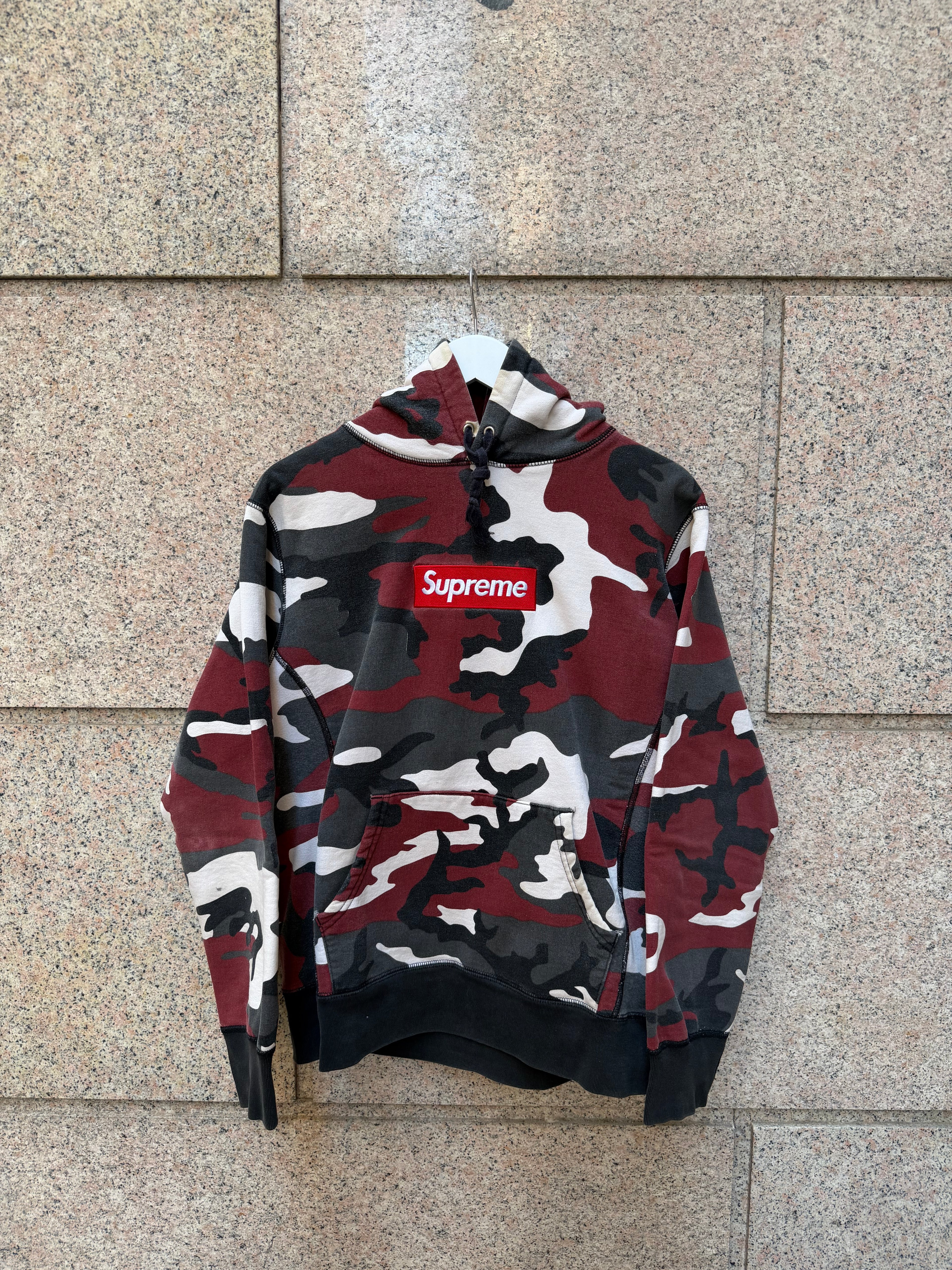 Supreme Hoodie Box Logo Camo Red FW13 - M (USED)