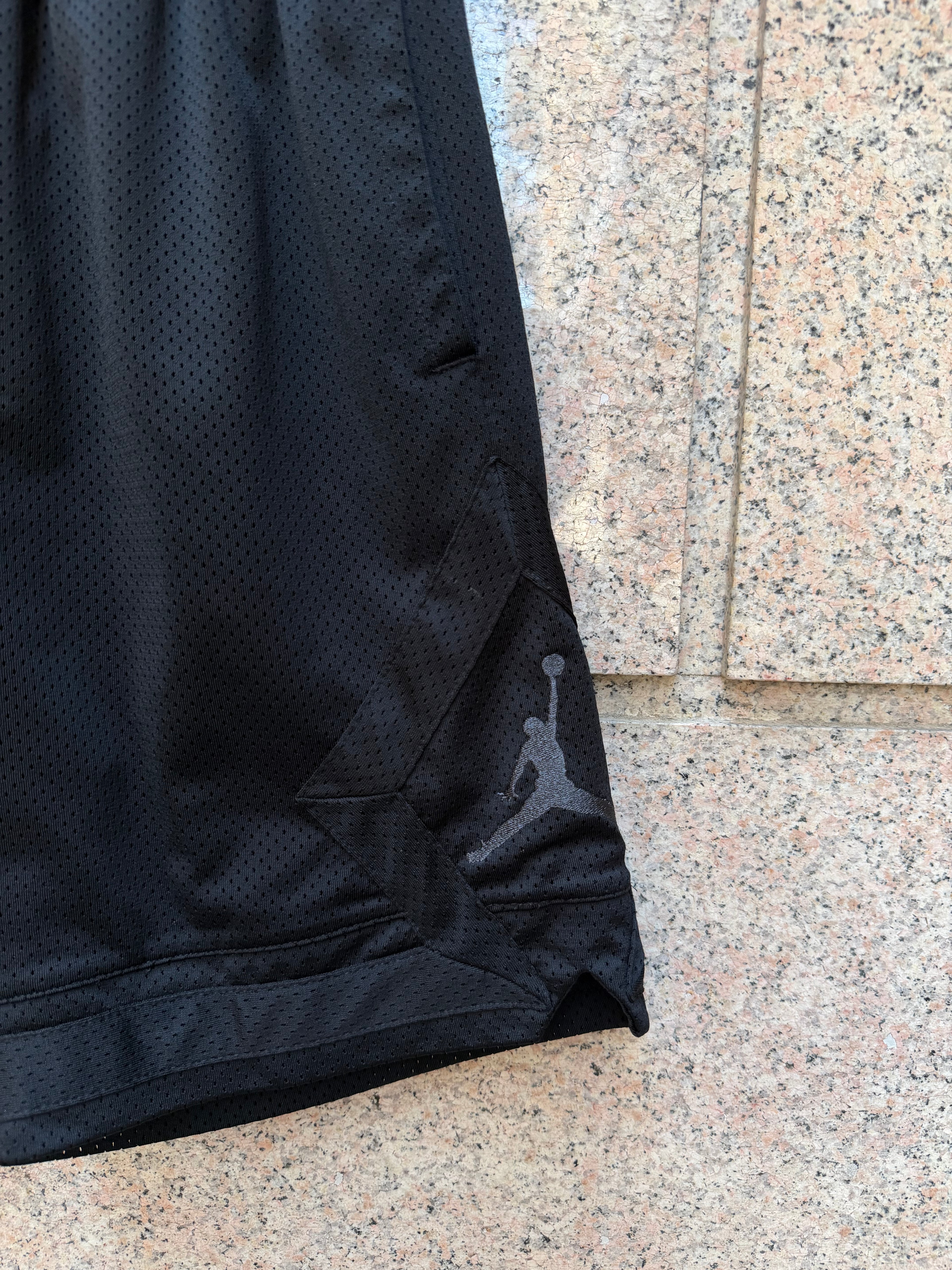 Air Jordan Short Black - S (USED)