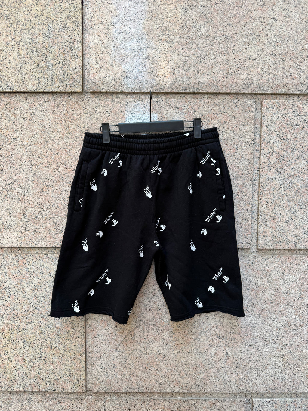 Off-White Shorts Multi Logo Black - M (USED)
