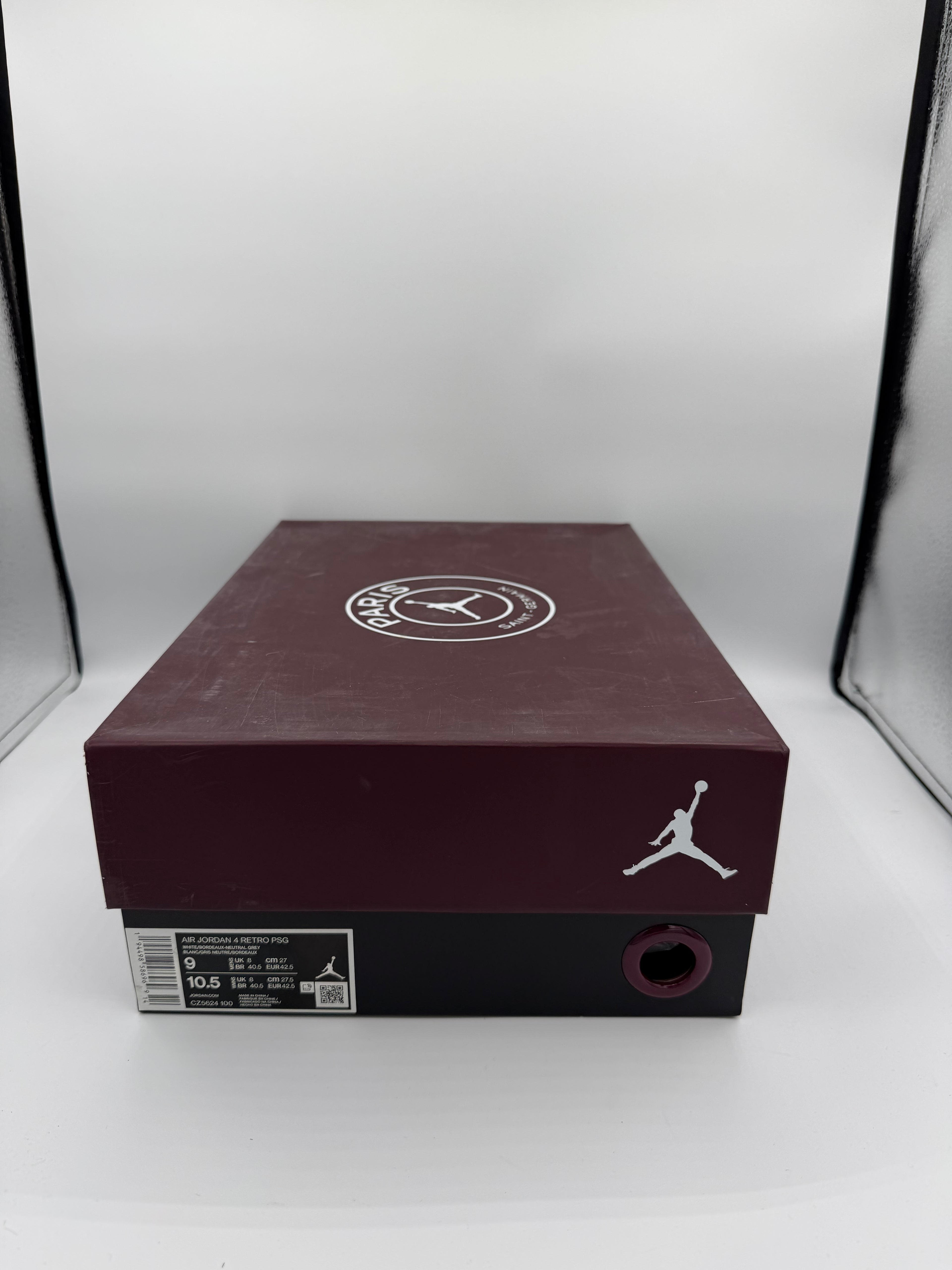 Jordan 4 PSG - 42,5Eu (USED)
