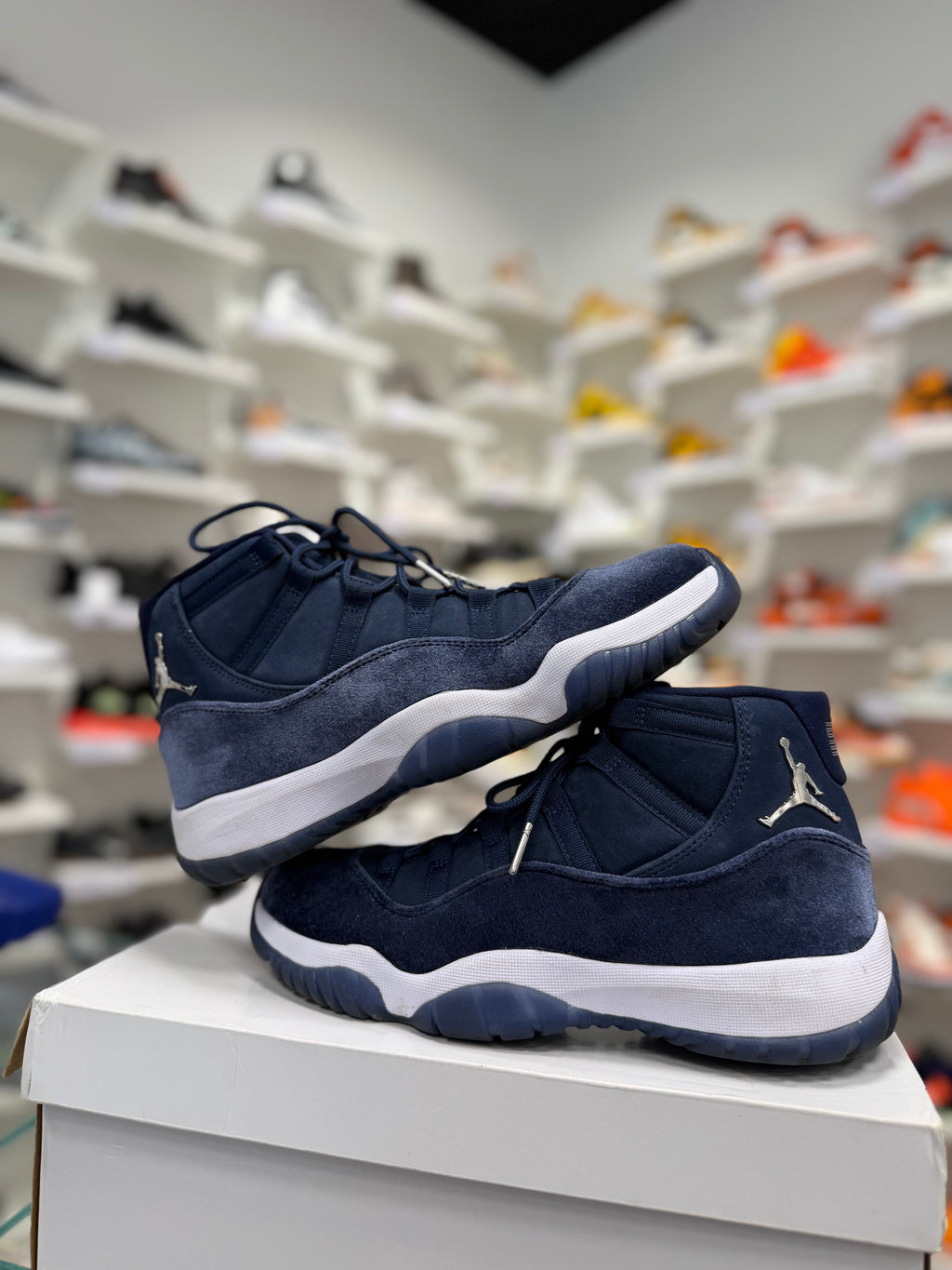 Jordan 11 Retro Midnight Navy - 42,5Eu (USED)