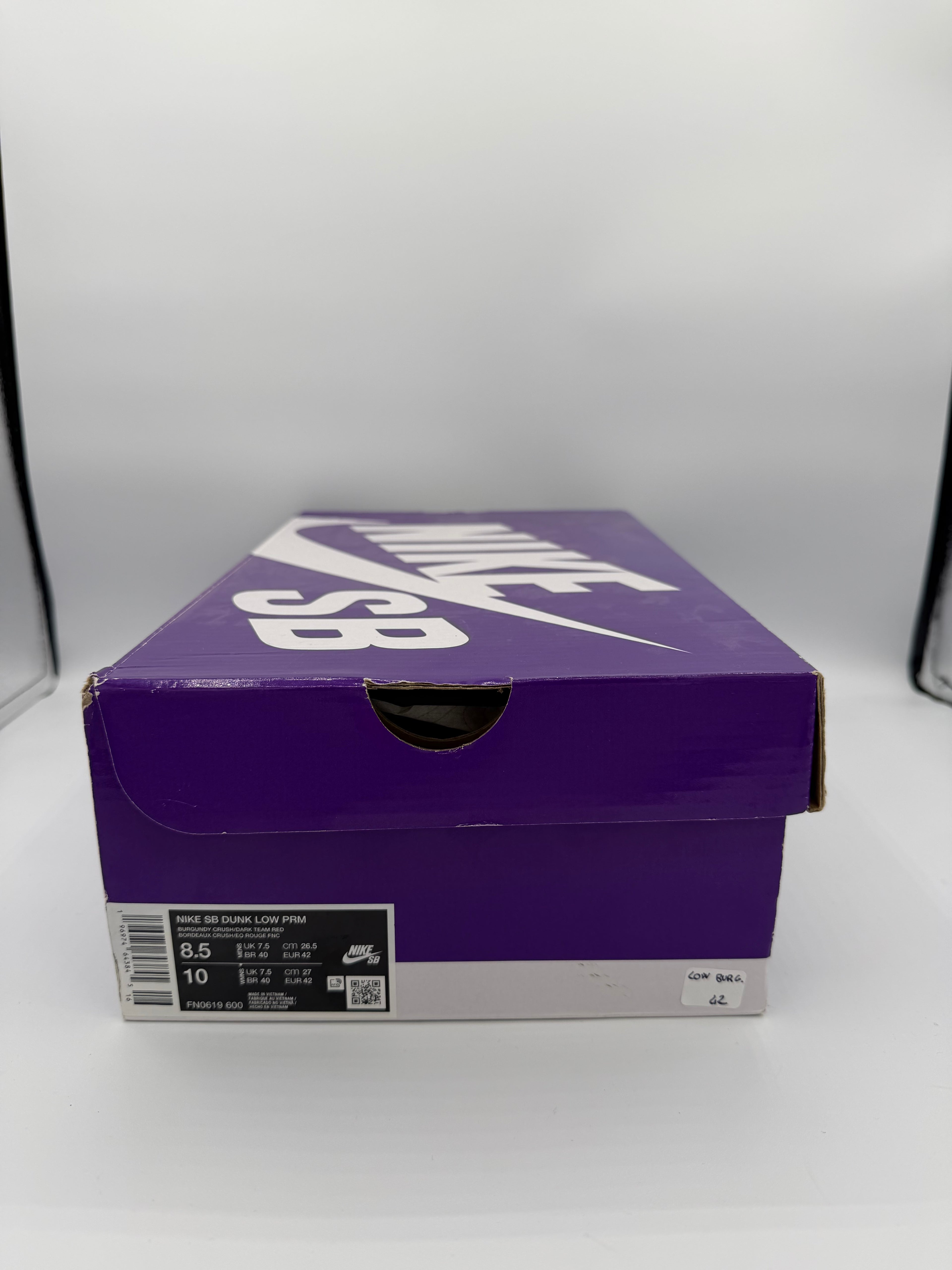 Nike Sb Dunk Low City Of Love Burgundy - 42Eu (USED)