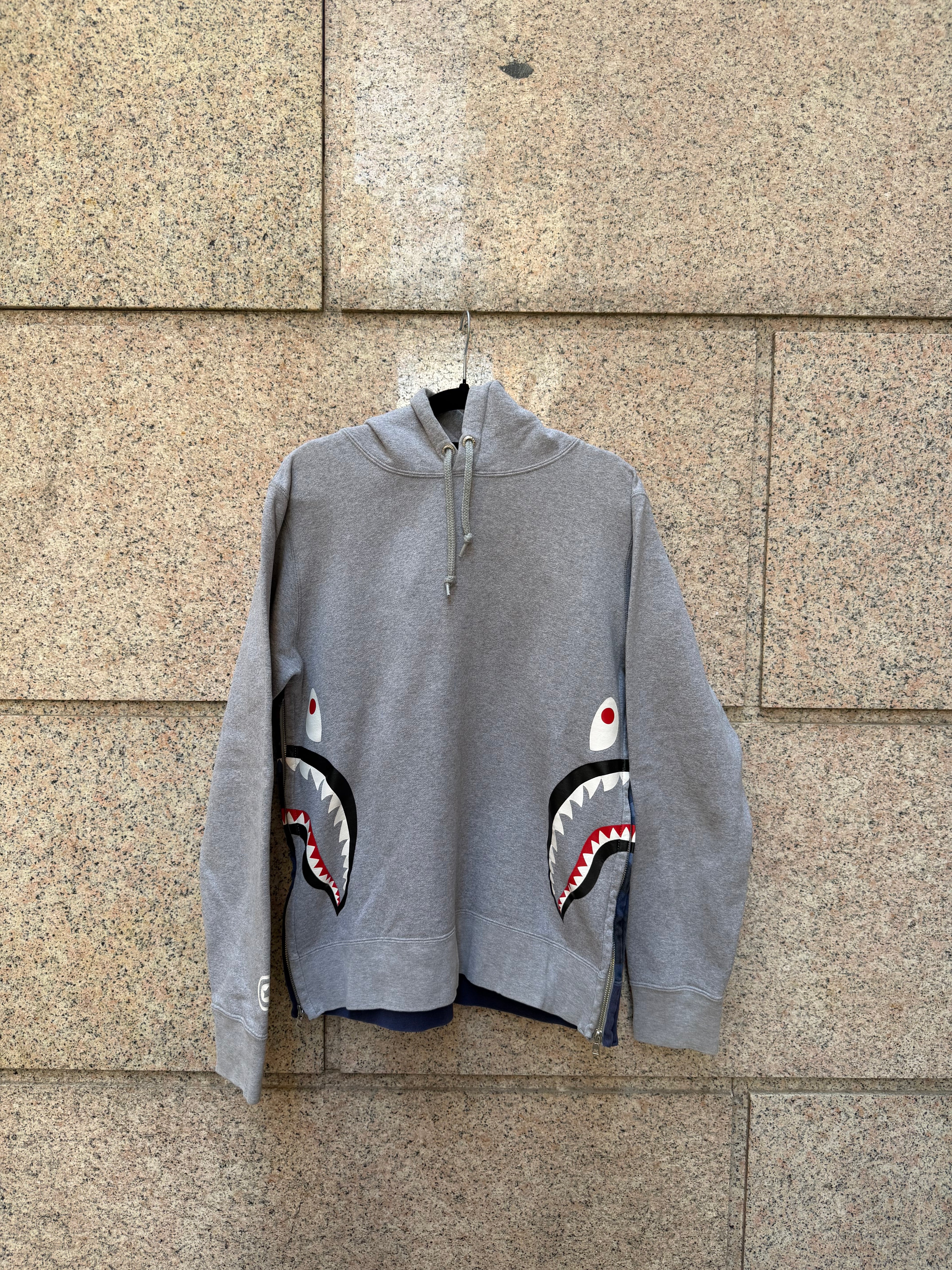 A Bathing Ape Bape Camo Hoodie Blue Grey Shark - M (USED)