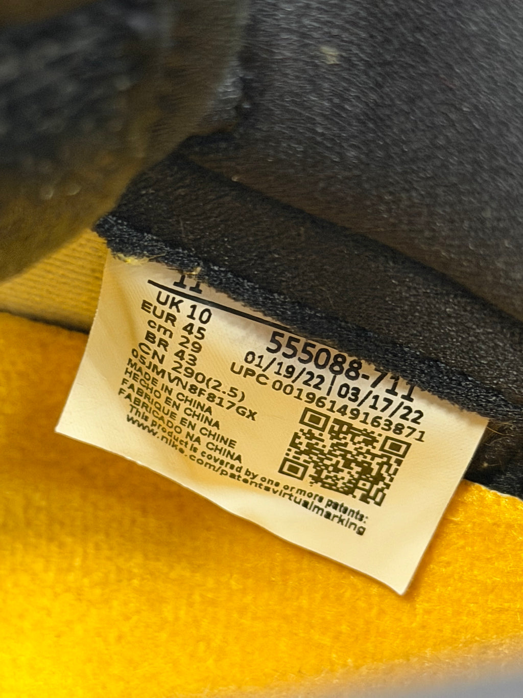 Jordan 1 Retro High Taxi - 45Eu (USED)