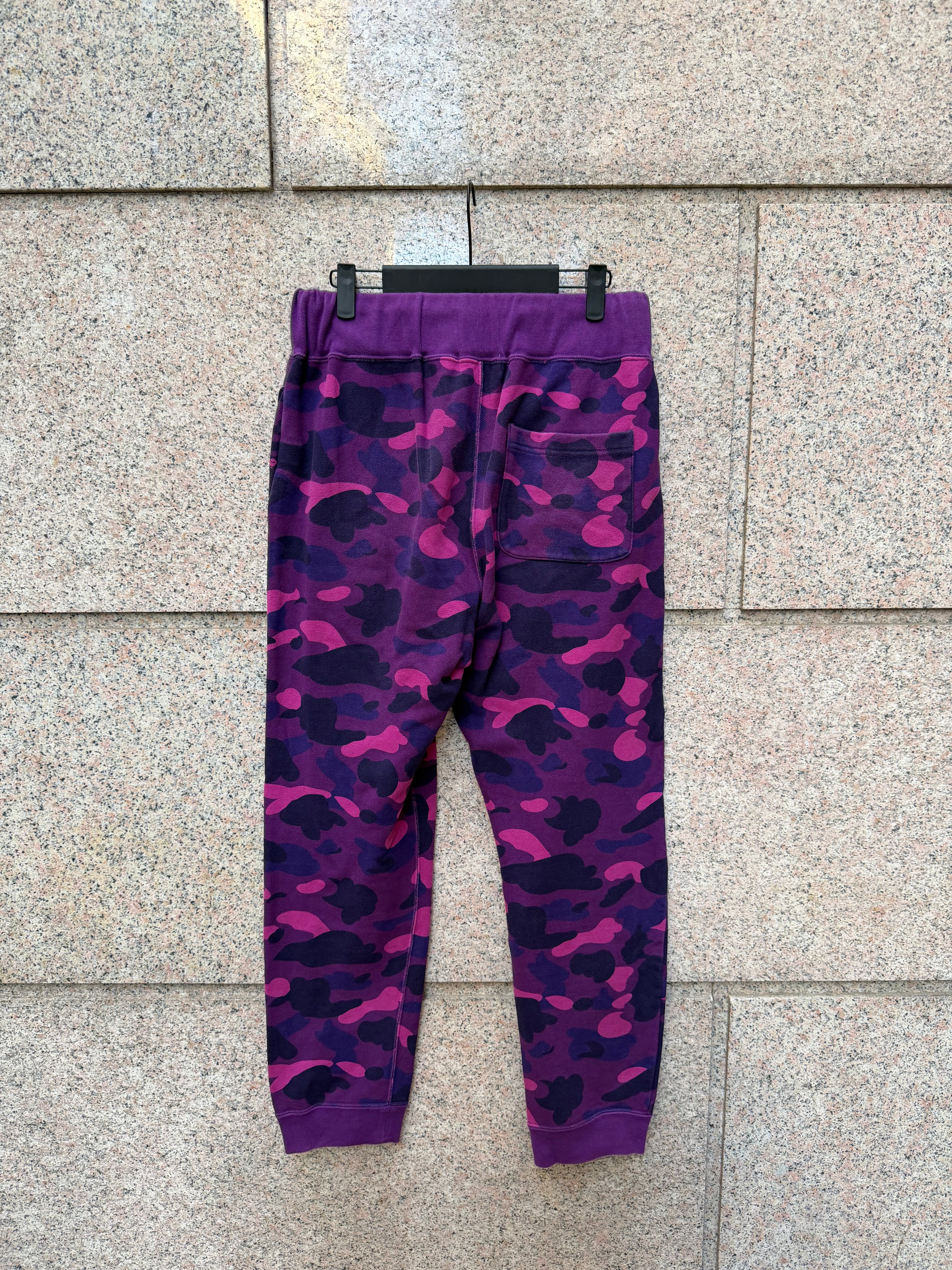 A Bathing Ape Bape Camo Shark Sweatpants Purple - S (USED)
