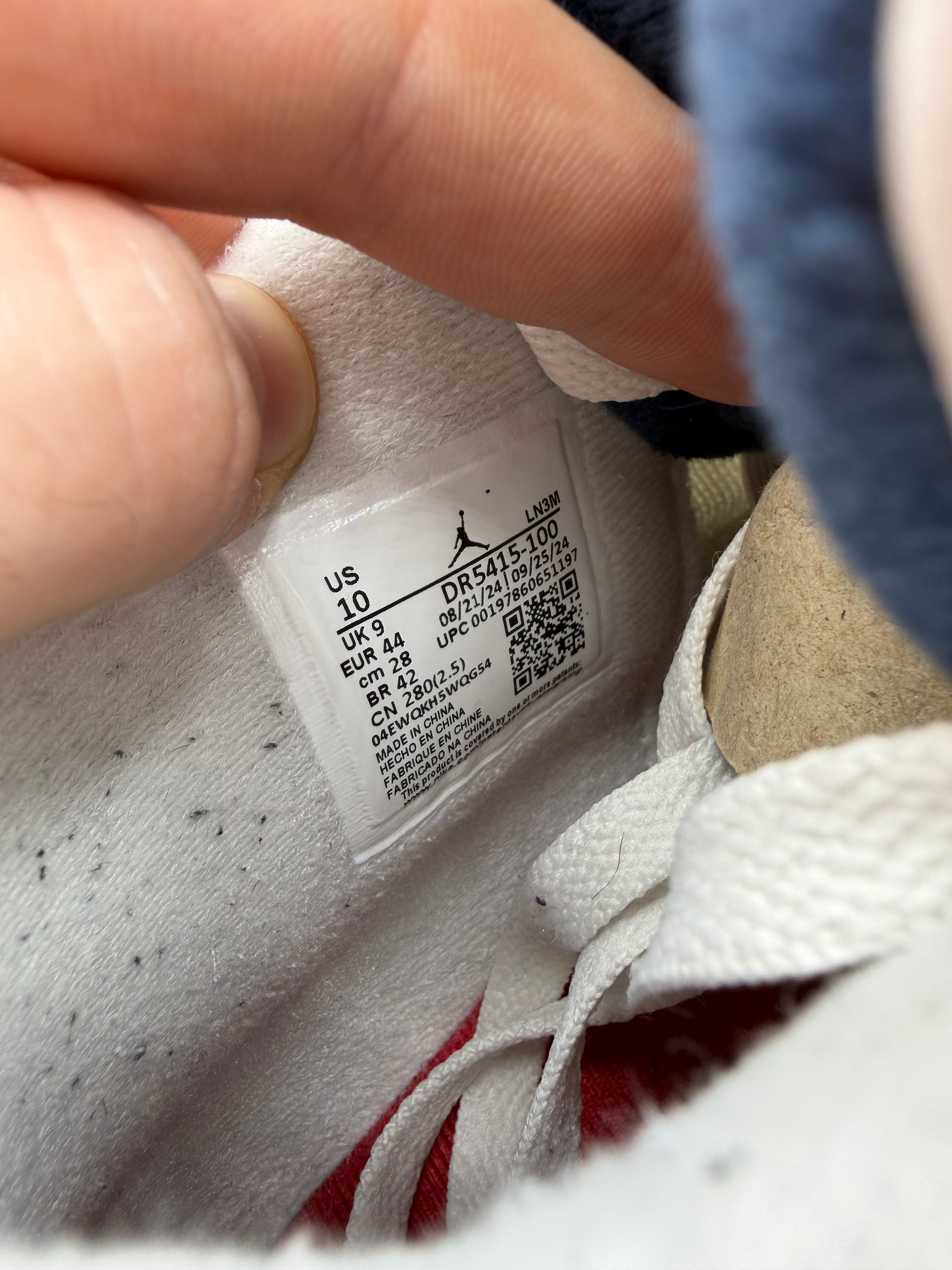 Jordan 4 Sb Navy - 44Eu (USED)