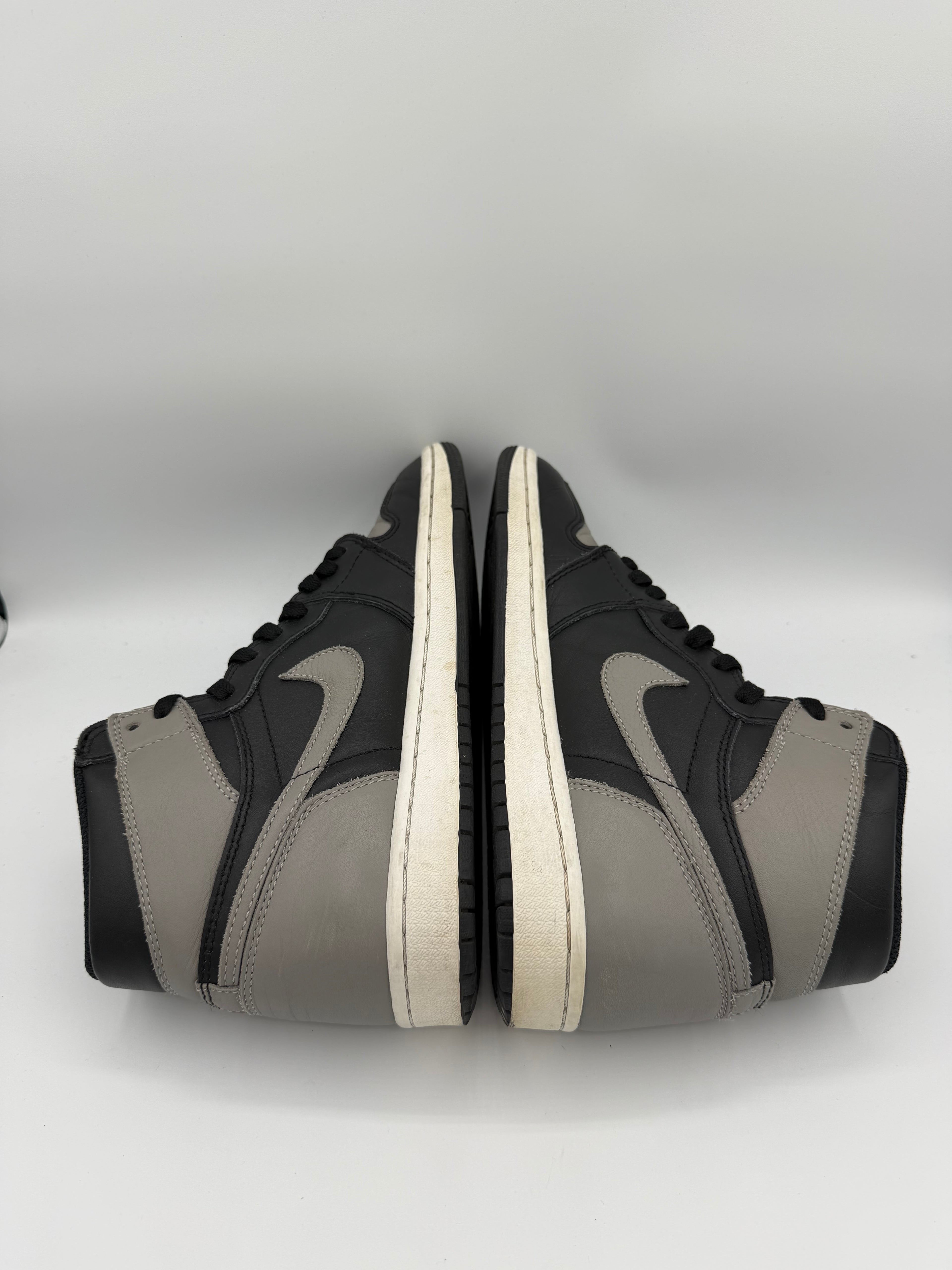 Jordan 1 High Shadow 2018 - 41Eu (USED)
