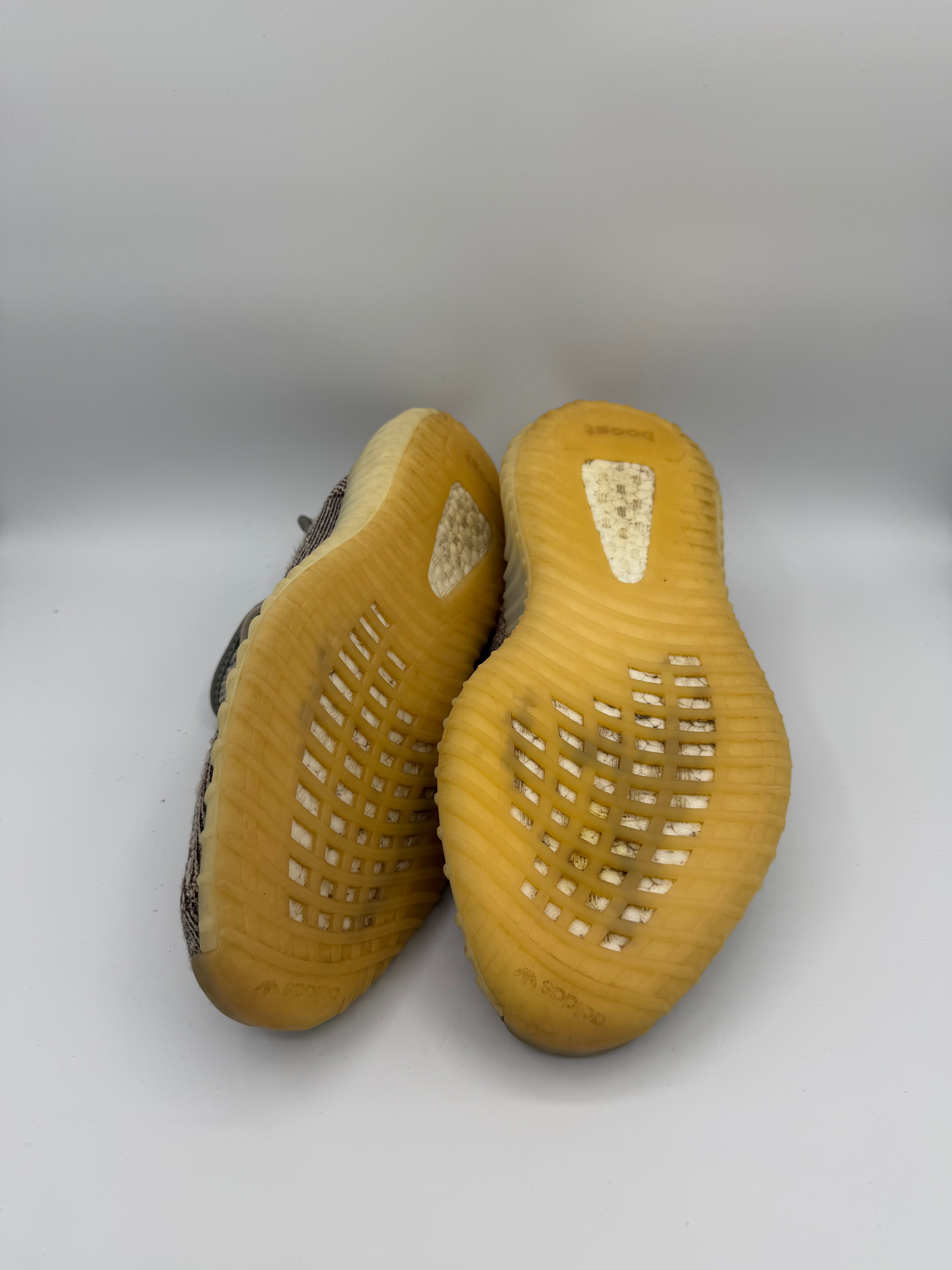 Yeezy Boost 350 V2 Zyon - 42,5Eu (USED)