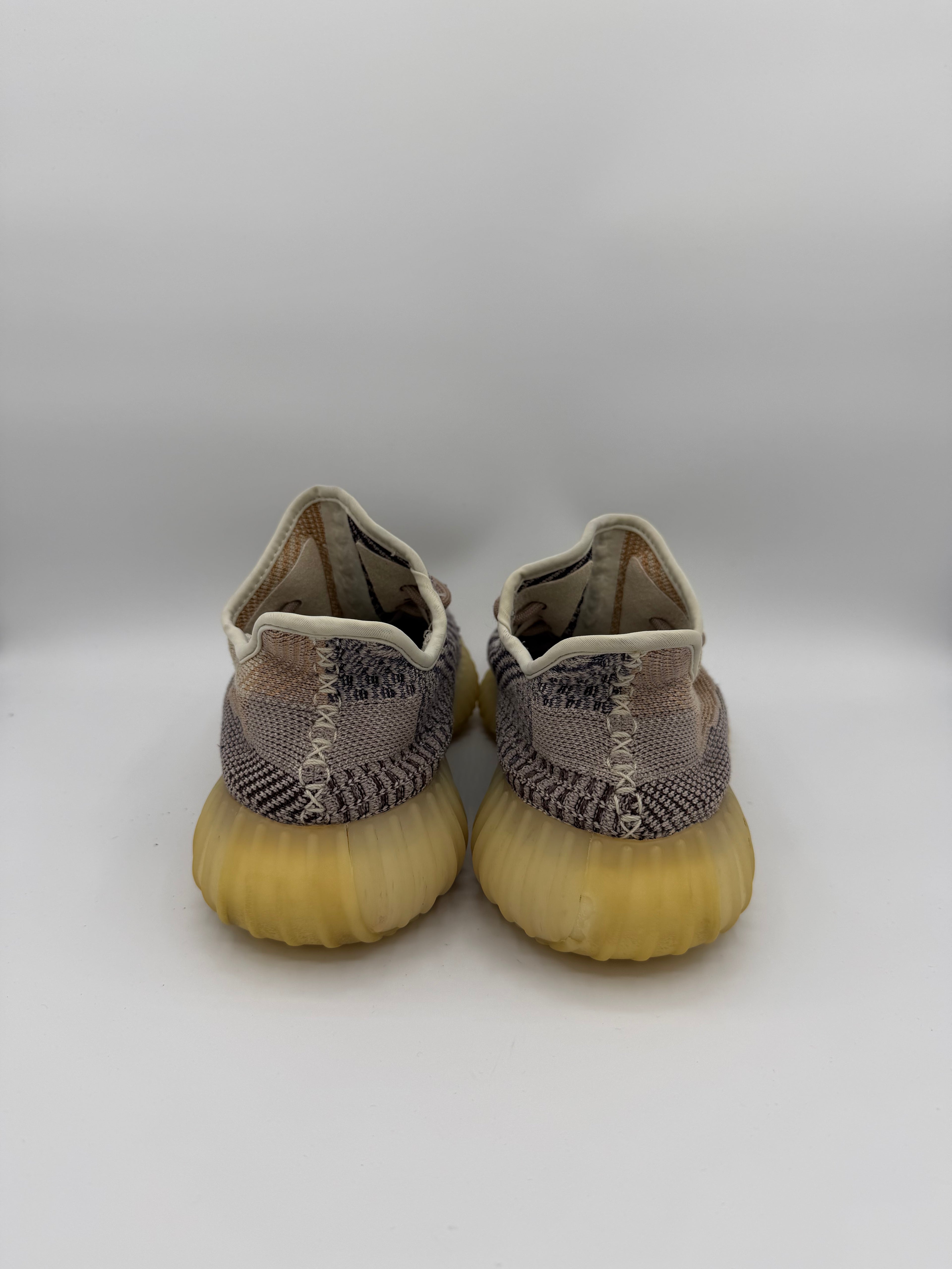 Yeezy Boost 350 V2 Ash Pearl - 38,5Eu (USED)